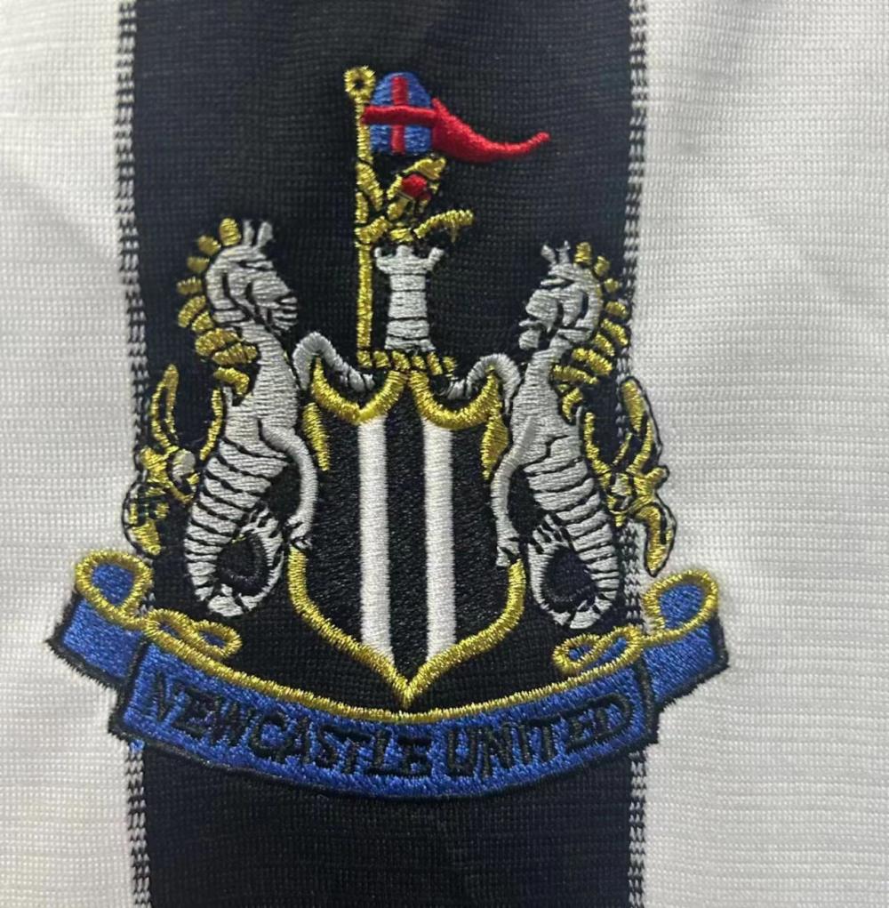 1999-2000 Retro Newcastle United Home Soccer Jersey 1:1 Thai Quality