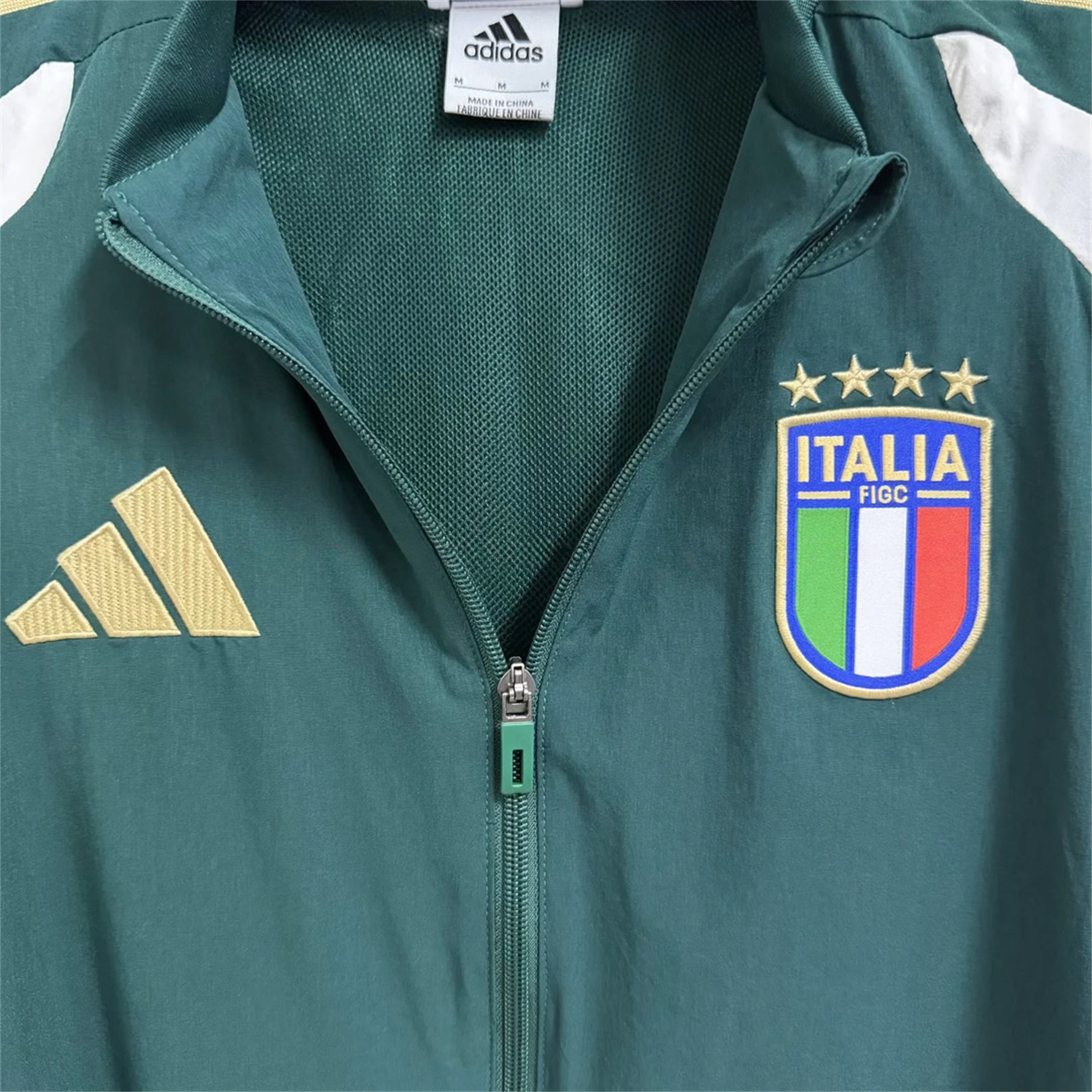 Italy 2026 Retro Style Windbreaker Jacket - Dark Green With White Sleeves - UnitedFutballJersey