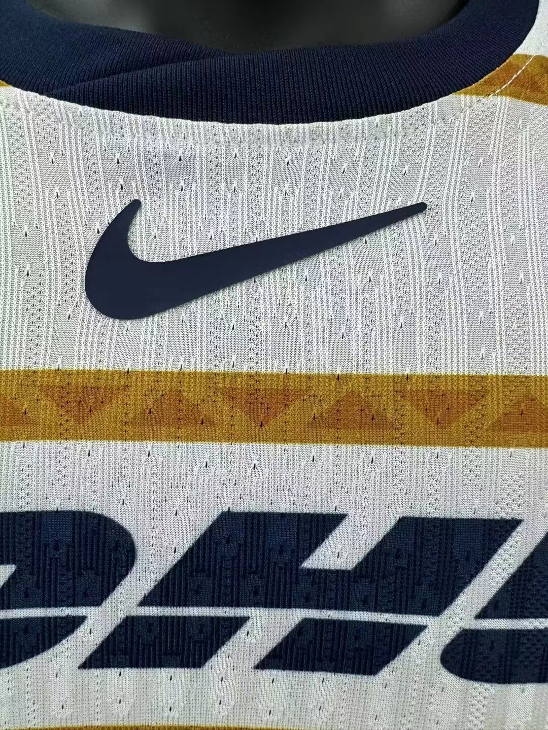 2024/2025 Player Version Pumas UNAM Home Football Shirt 1:1 Thai Quality