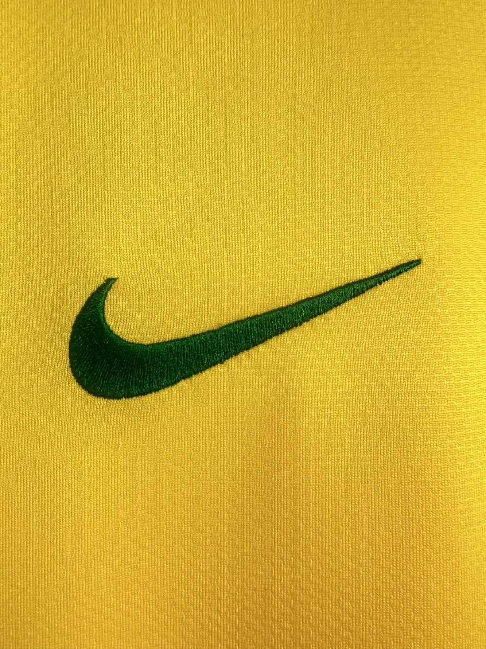 2006 Retro Long Sleeve Brazil Home Soccer Jersey 1:1 Thai Quality