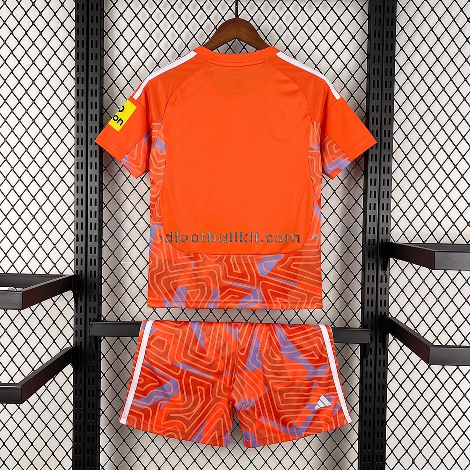 Newcastle United 26-27 Goalkeeper Orange Kids Kit - UnitedFutballJersey