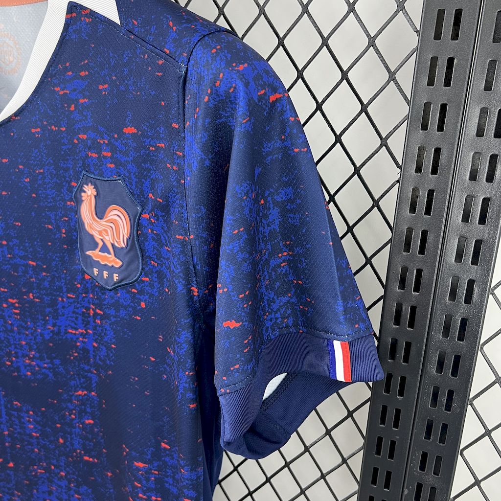 2025/2026 France Home Football Shirt 1:1 Thai Quality