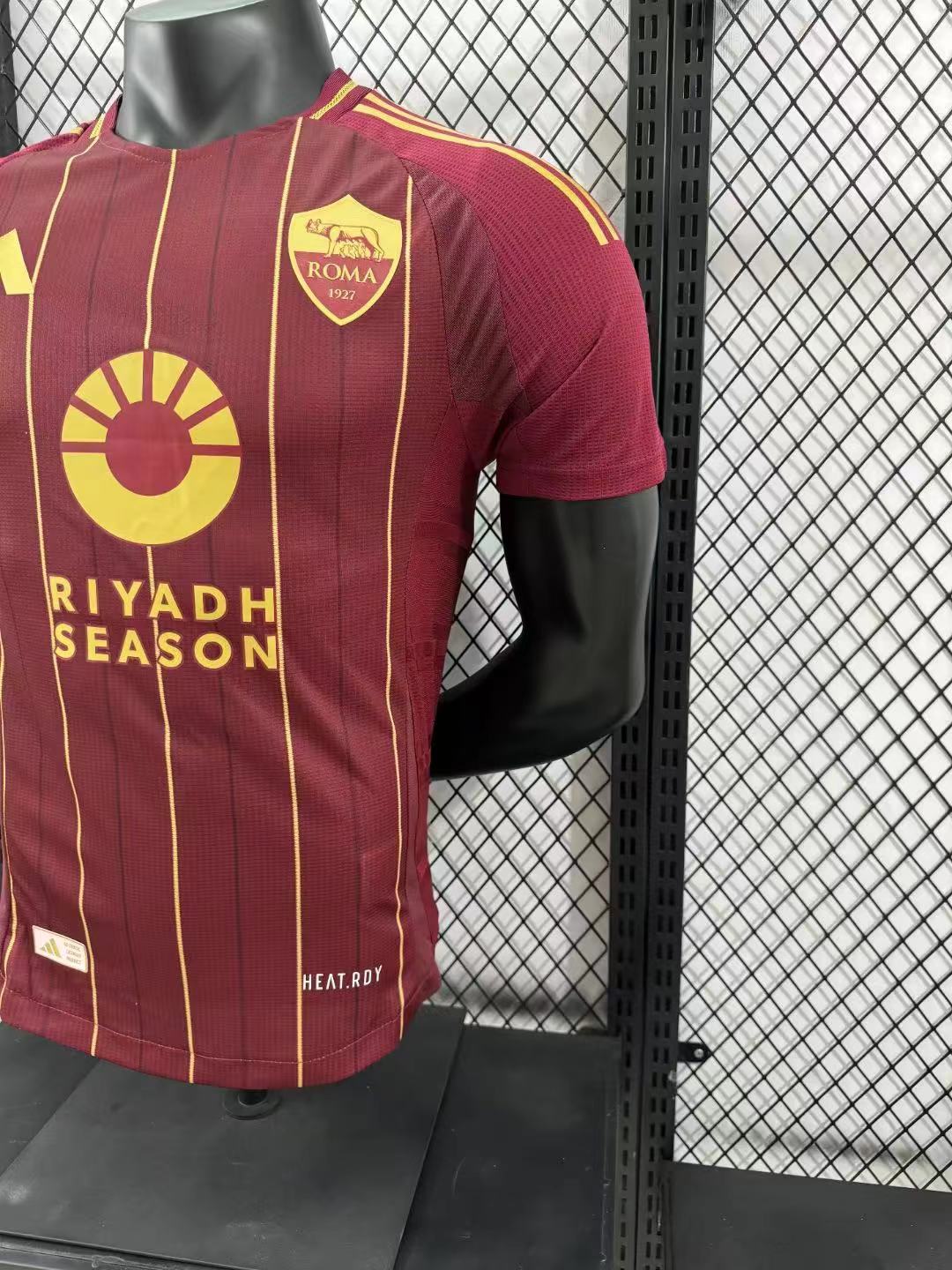 2024/2025 Player Version Roma Home Soccer Jersey 1:1 Thai Quality
