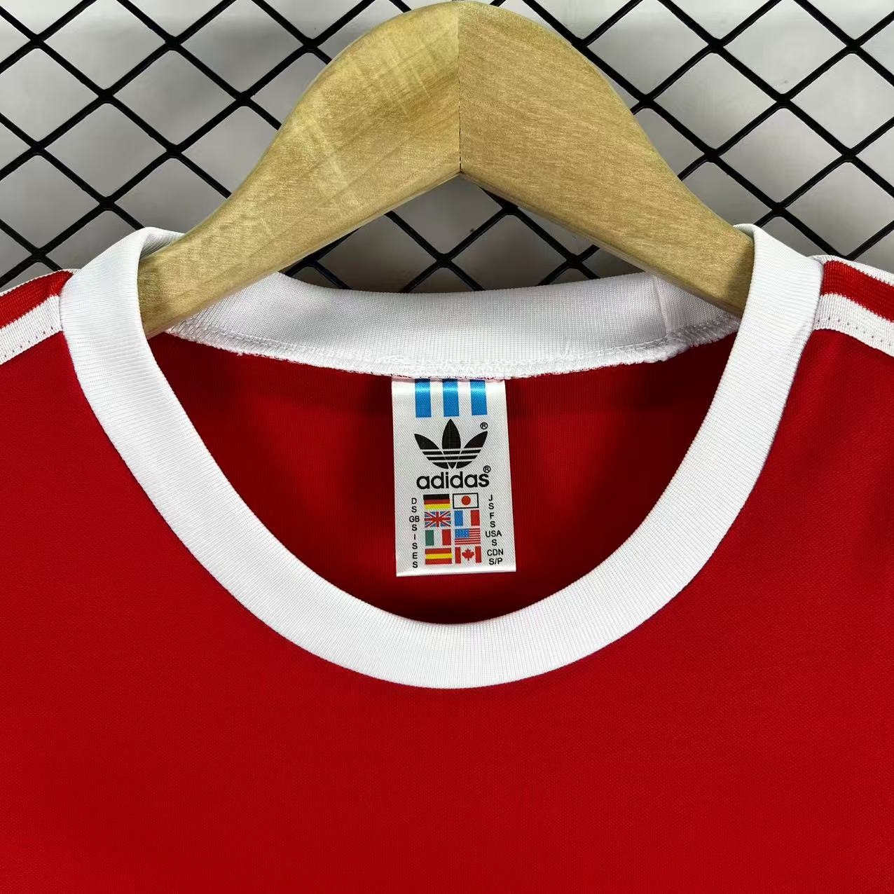 1974/1975 Retro Hamburger SV Away Football Jersey 1:1 Thai Quality