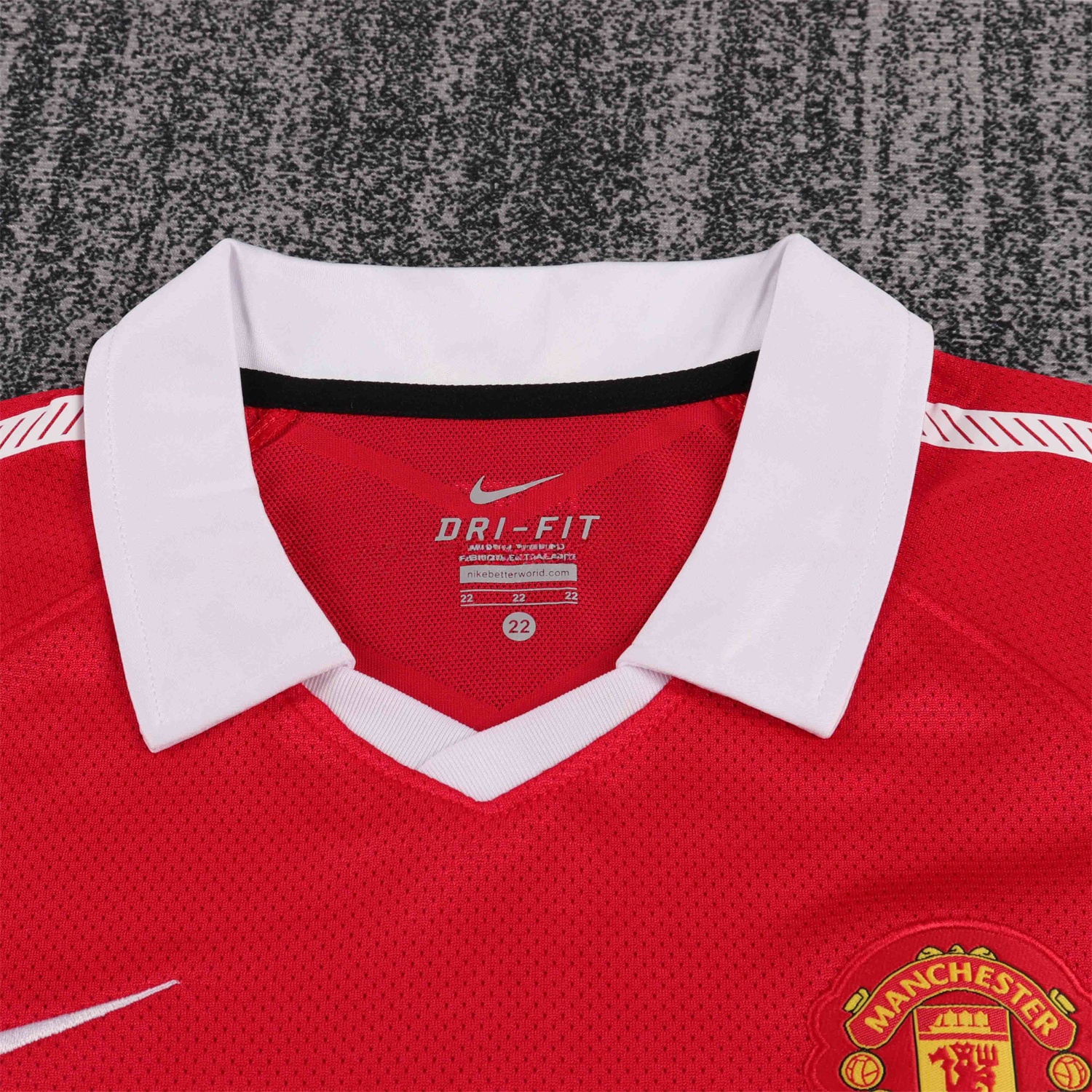 Retro Manchester United 2010-11 Home Kids Kit - UnitedFutballJersey