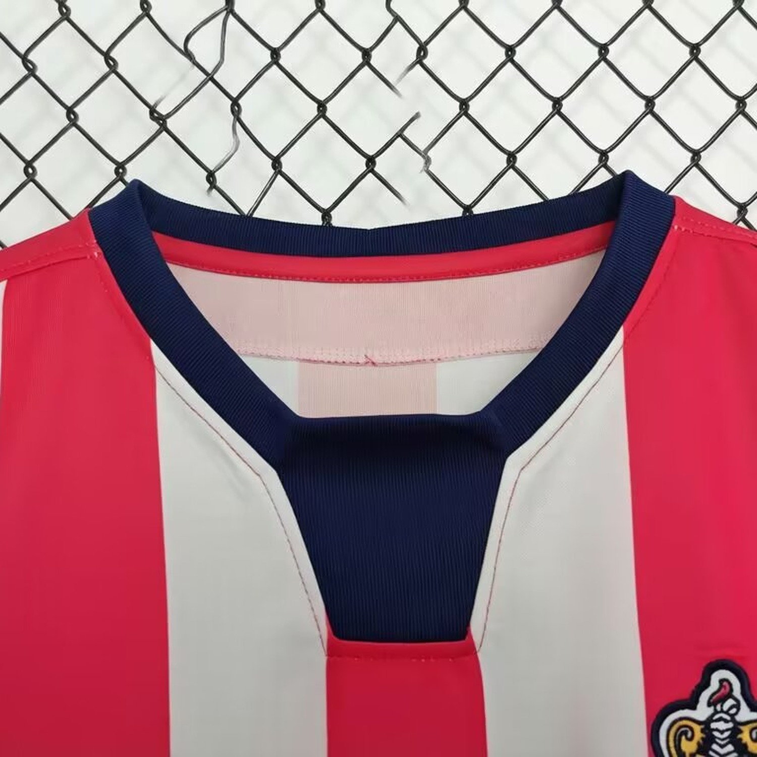 Retro Chivas de Guadalajara 2004-05 Home Long Sleeves Jersey - UnitedFutballJersey