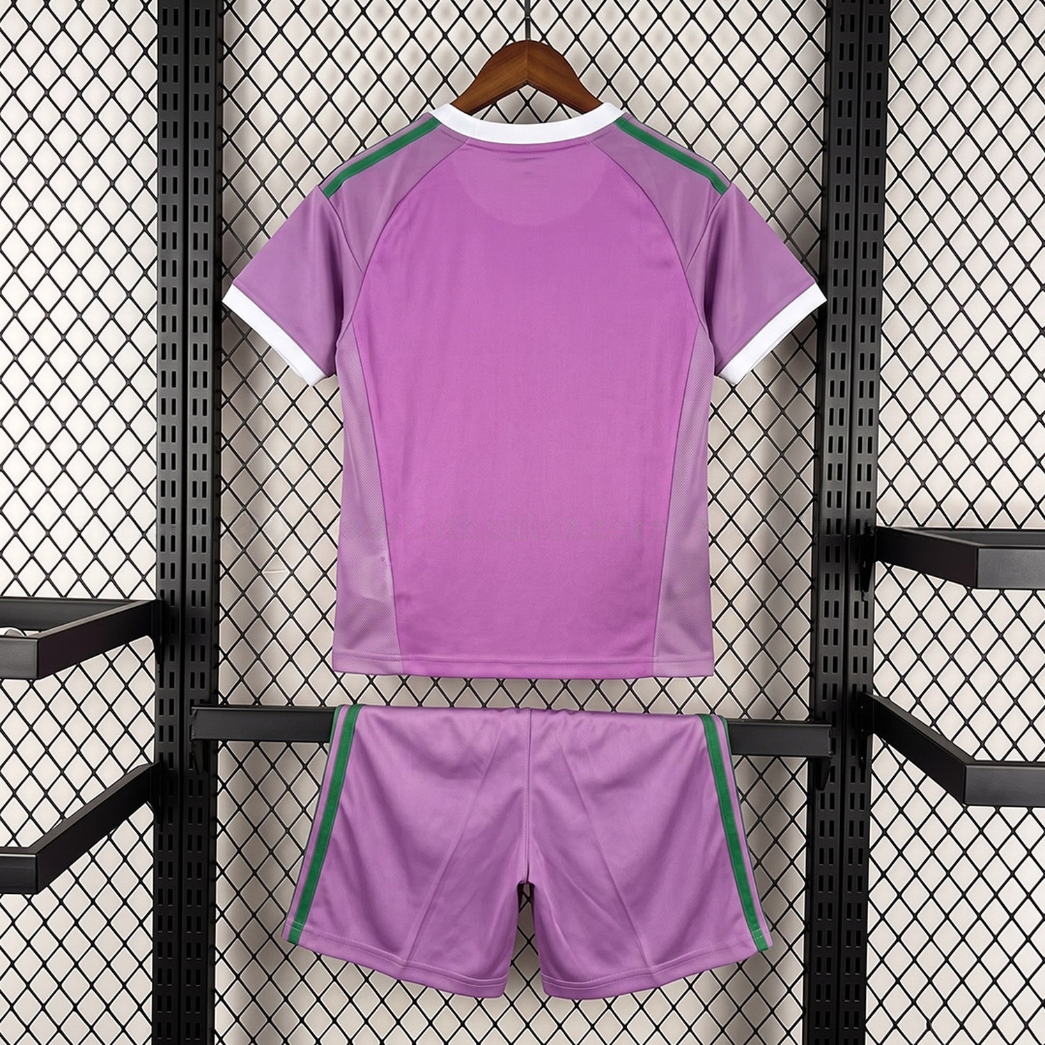Leeds United 26-27 Purple Goalkeeper Kids Kit - UnitedFutballJersey