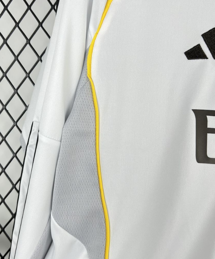 2025/2026 Long Sleeves Real Madrid Home Football Jersey 1:1 Thai Quality