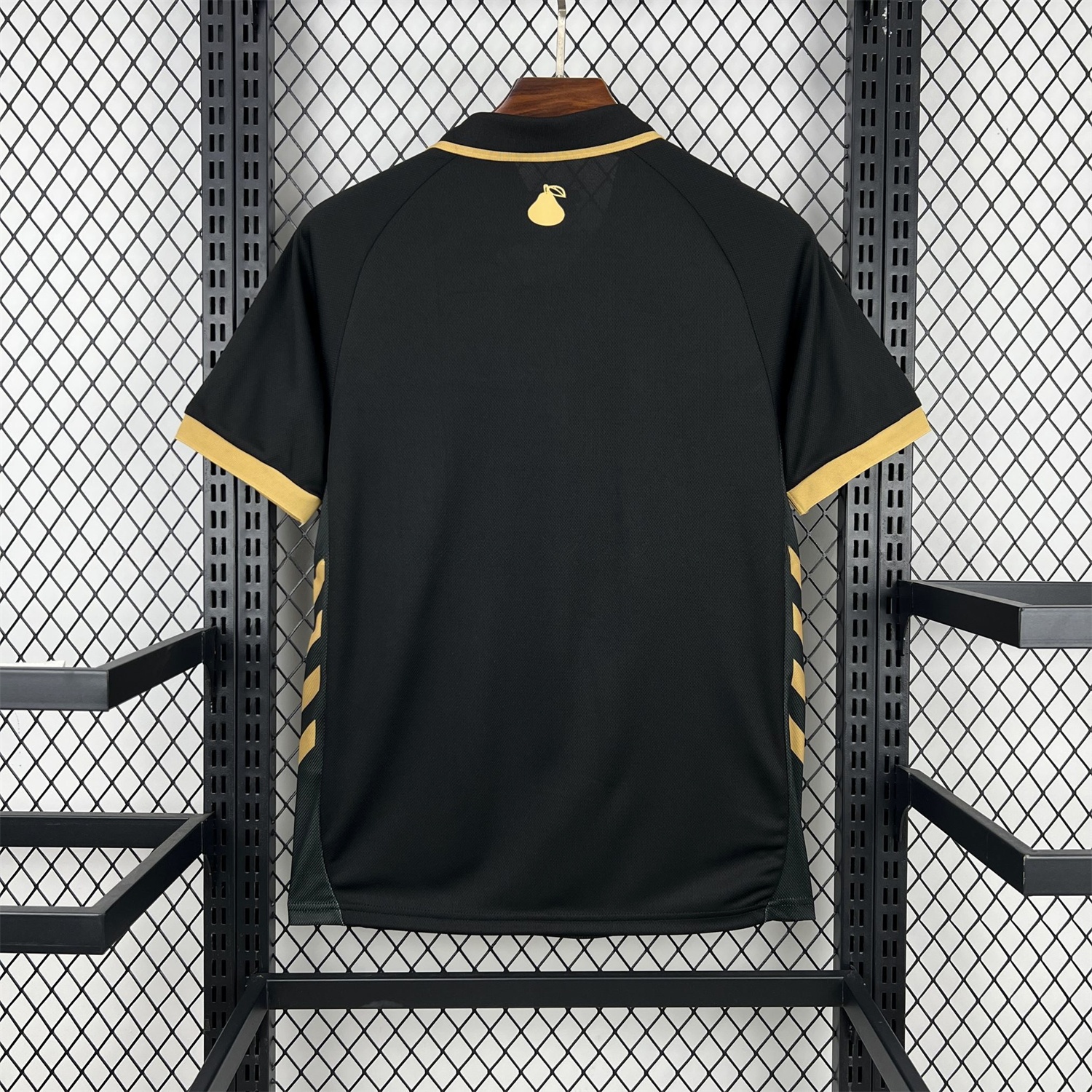 CD Leganés 25-26 Retro Style Black Jersey - Fans Version - UnitedFutballJersey