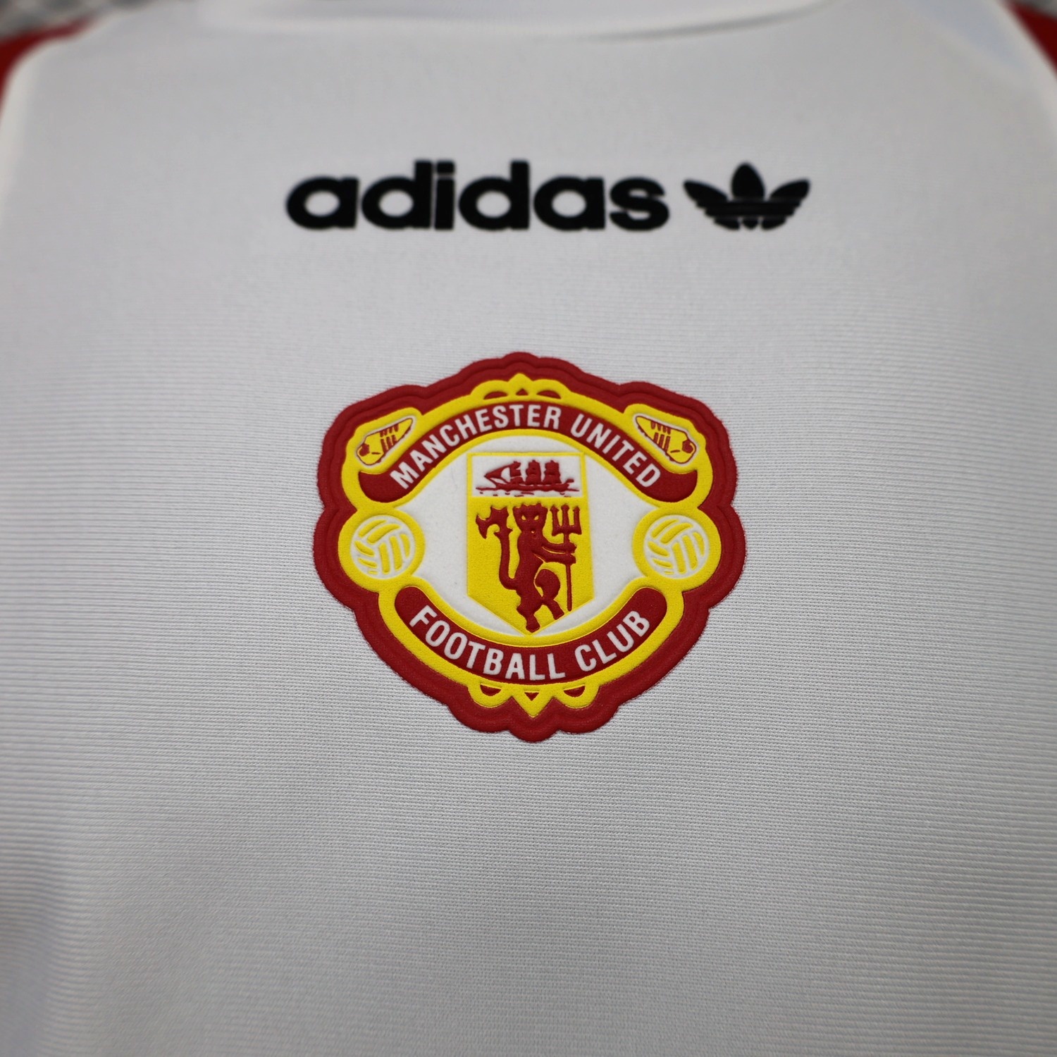 Manchester United 26-27 White Red Retro Style Casual Jersey - Player Version - UnitedFutballJersey