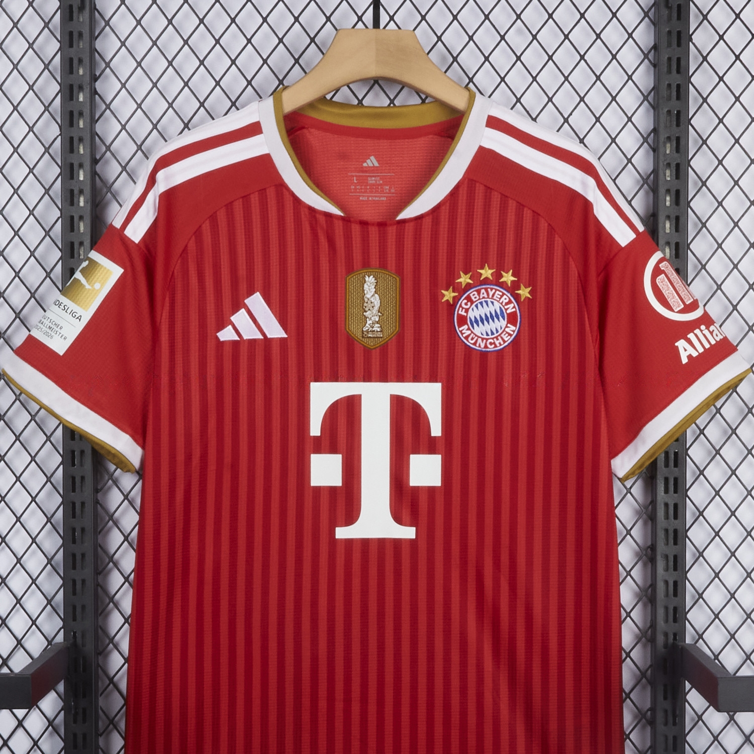 Bayern Munich 26-27 Home Red Jersey - Fans Version - UnitedFutballJersey