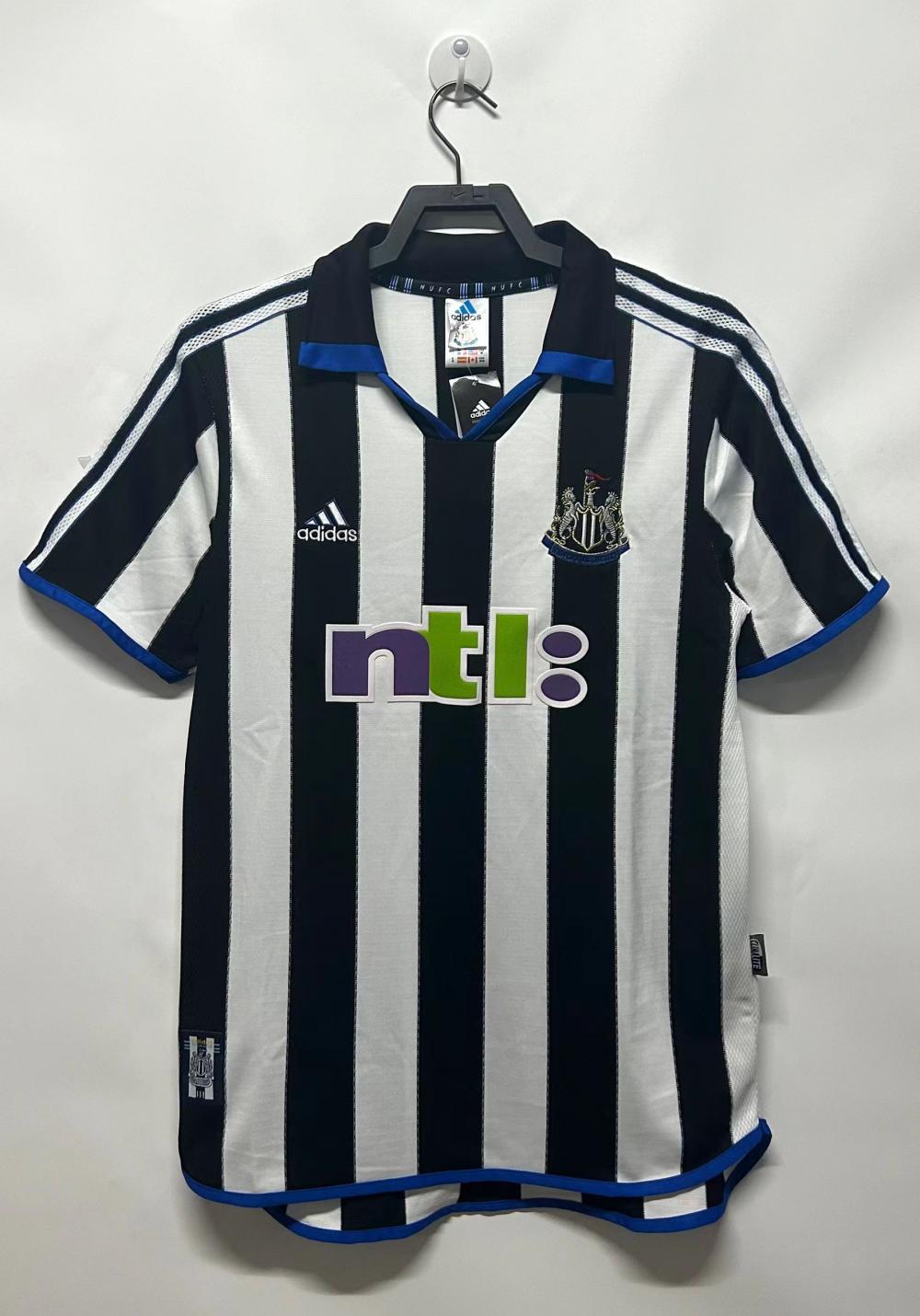 2000-2001 Retro Newcastle United Home Soccer Jersey 1:1 Thai Quality