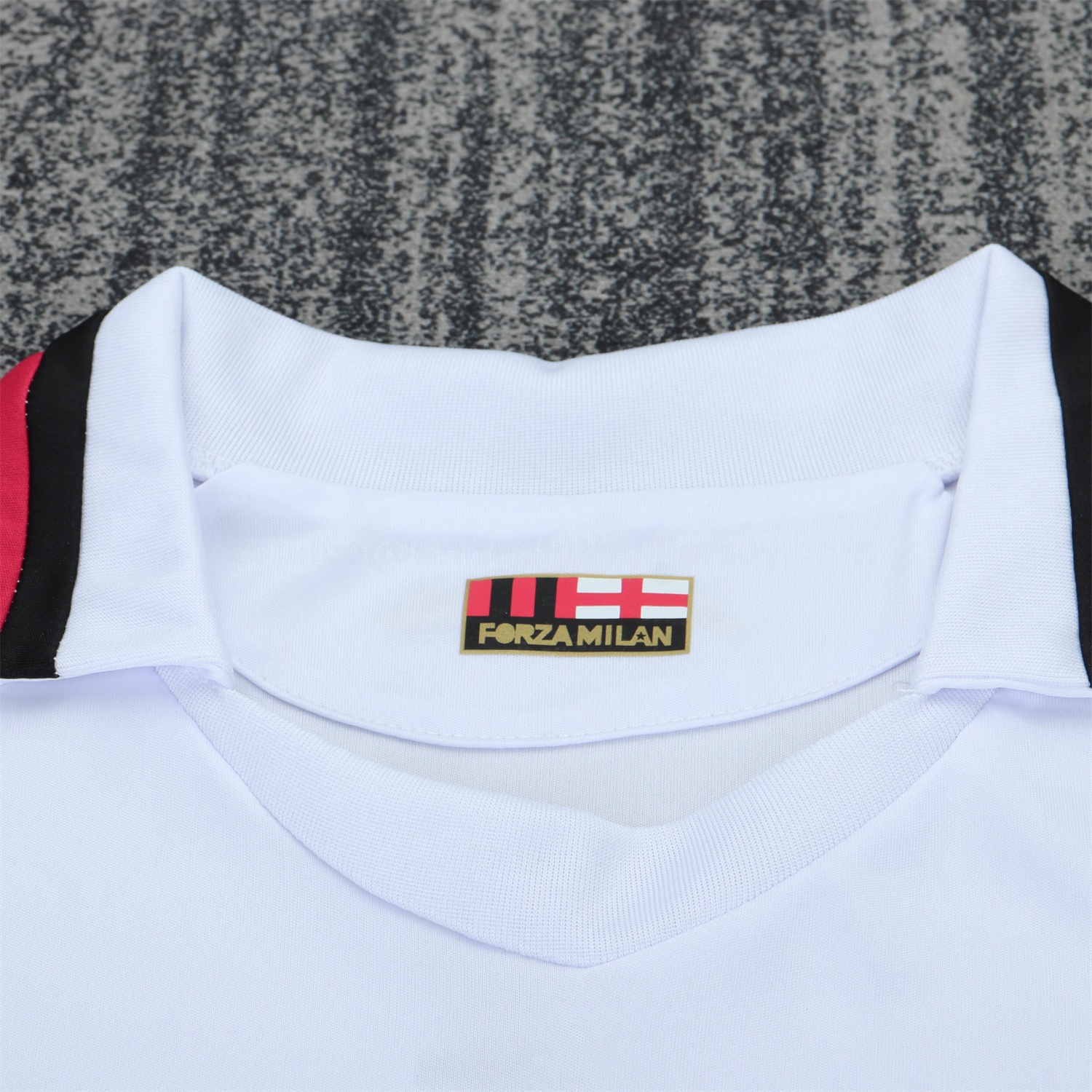Retro AC Milan 2009-10 Away White Kids Kit - UnitedFutballJersey