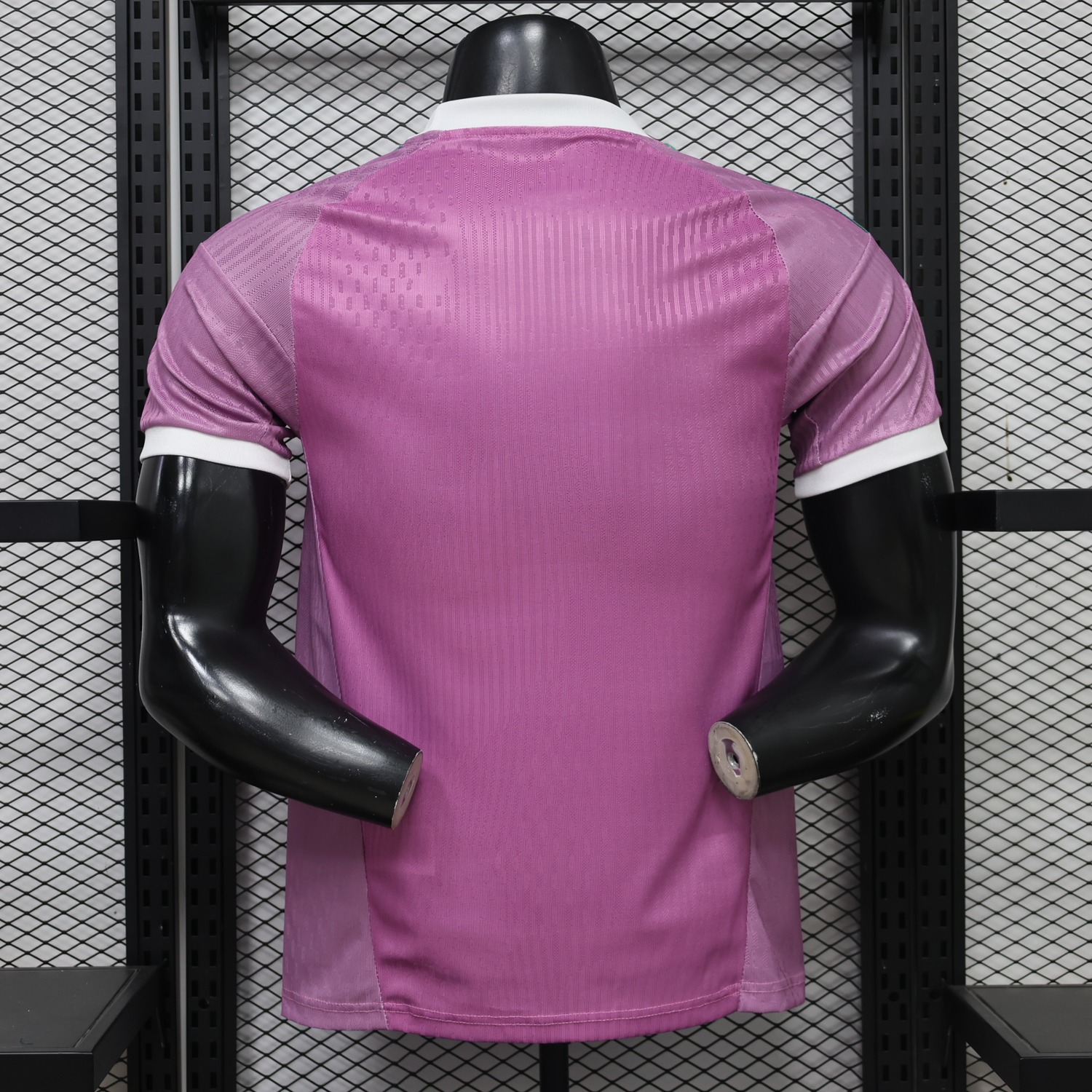 Manchester United 26-27 Terrace Icon Retro Casual Style Pink Jersey - Player Version - UnitedFutballJersey