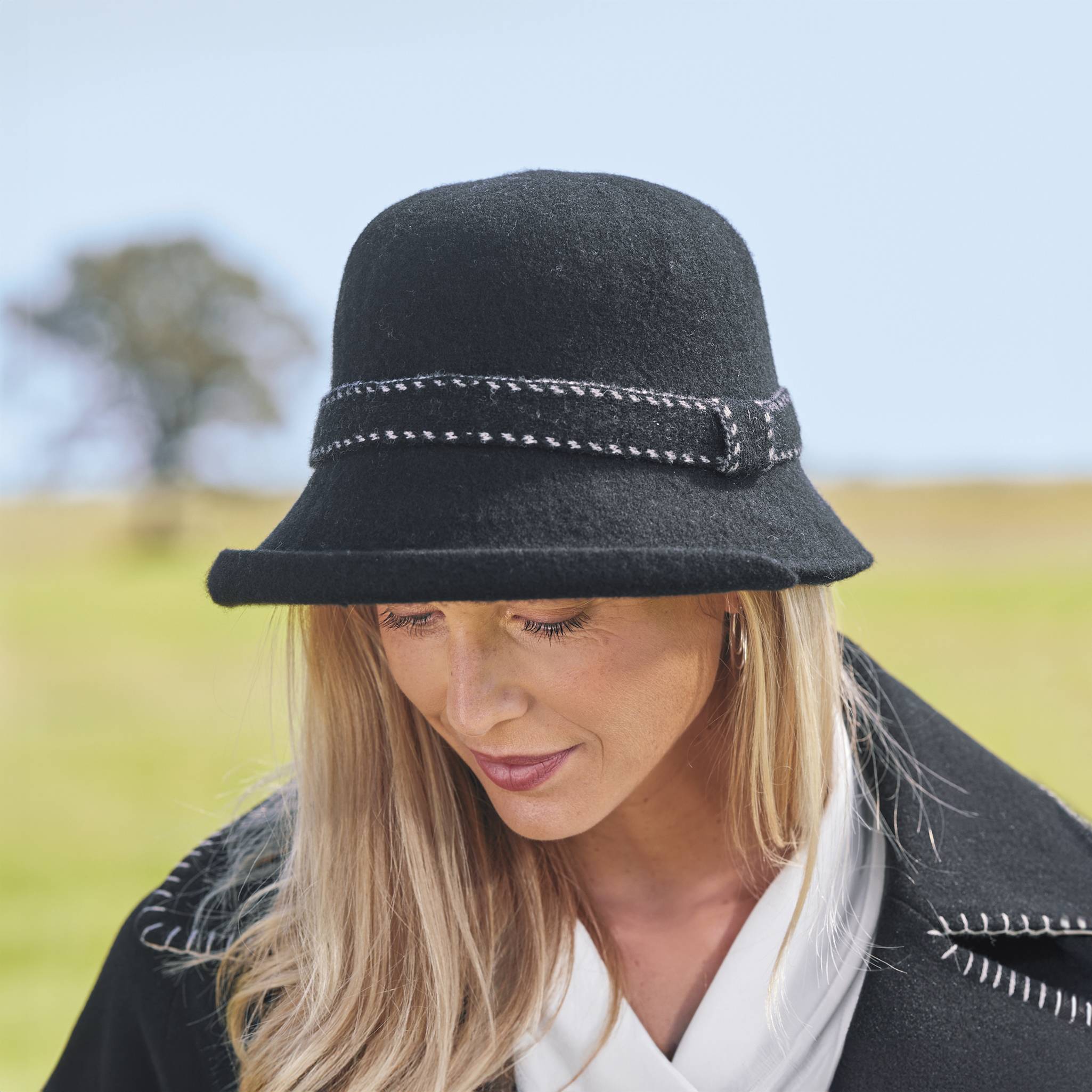 Two-Tone Knit Band Cloche, Soft Wool Blend, Rolled Front Brim - Northstyle Catalog