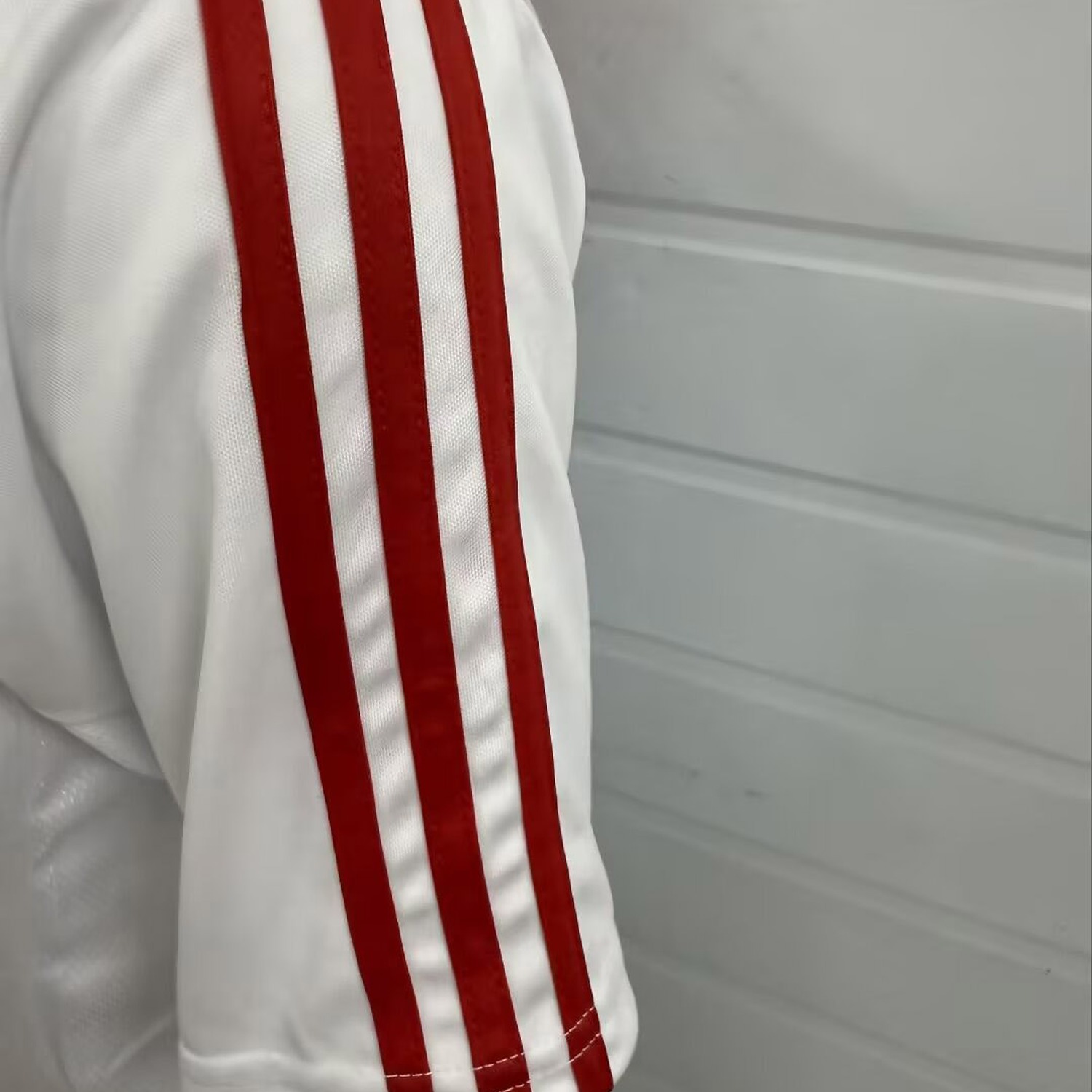 Retro River Plate 2001-02 Centenary Jersey - UnitedFutballJersey