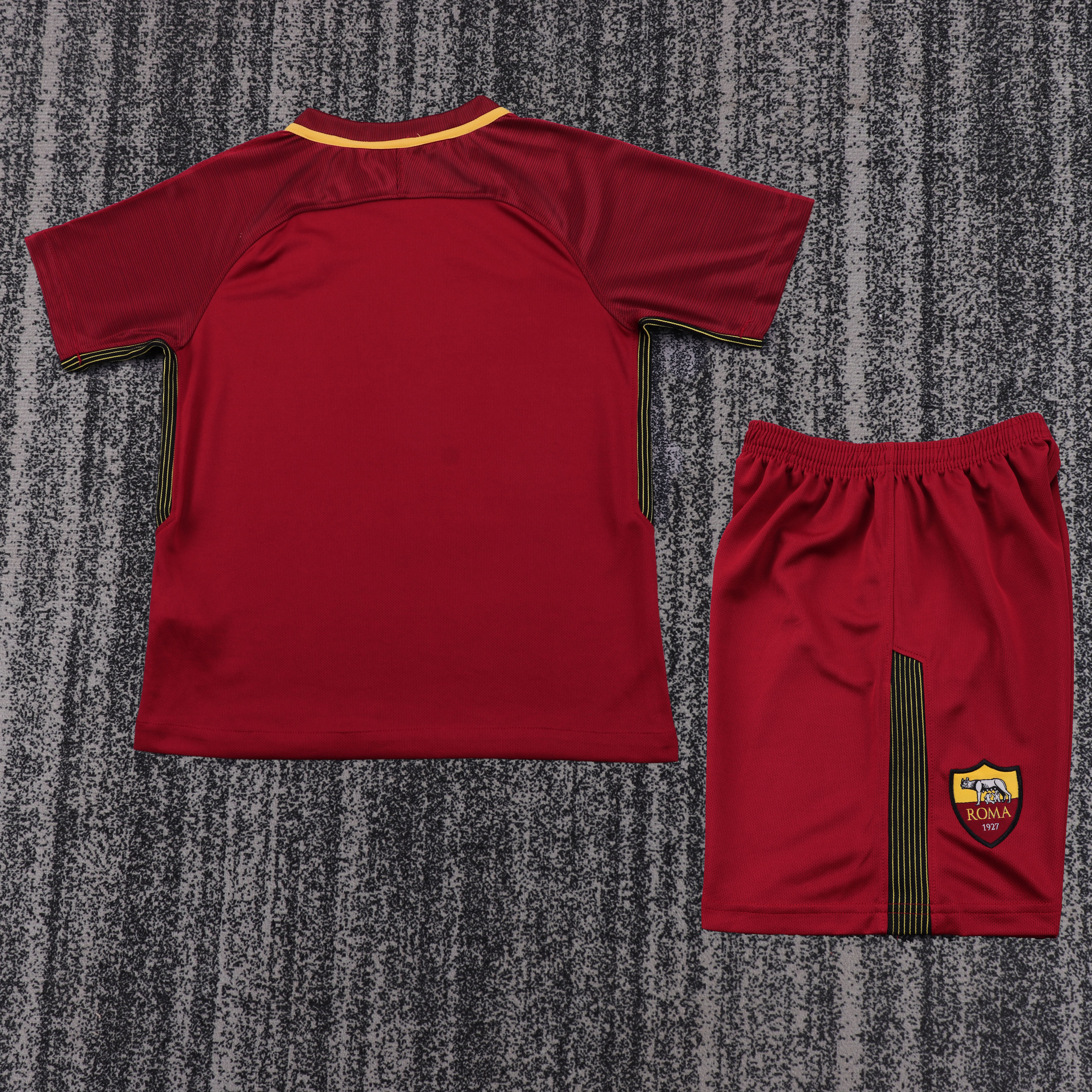 2017/2018 Retro Roma Home Soccer Jersey 1:1 Thai Quality Kids Size