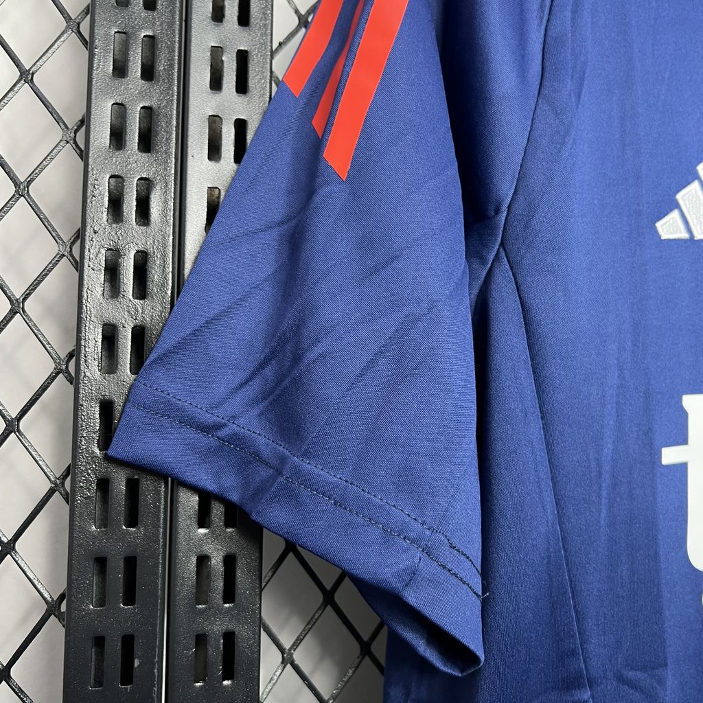 2024/2025 Manchester United Dark blue Pre-match training Jersey 1:1 Thai Quality