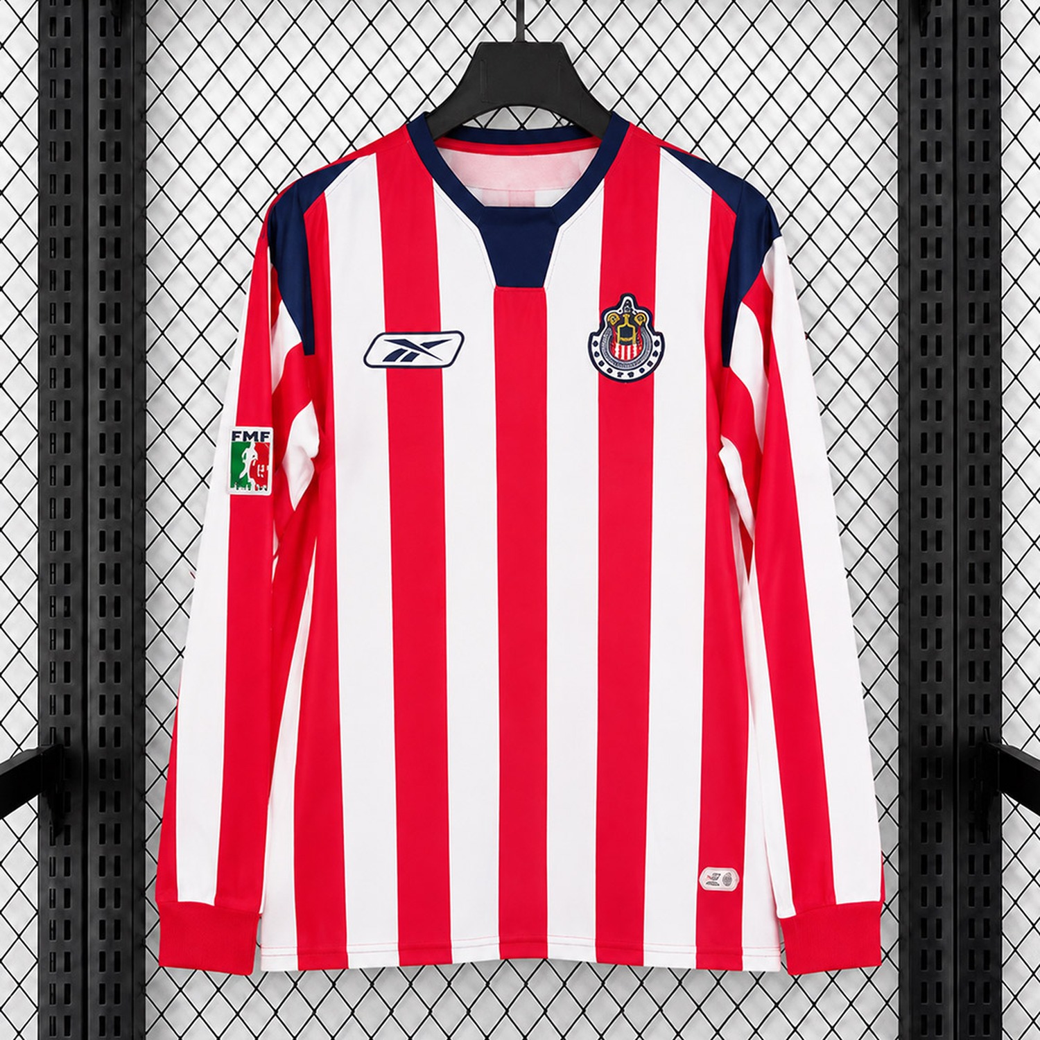 Retro Chivas de Guadalajara 2004-05 Home Long Sleeves Jersey - UnitedFutballJersey