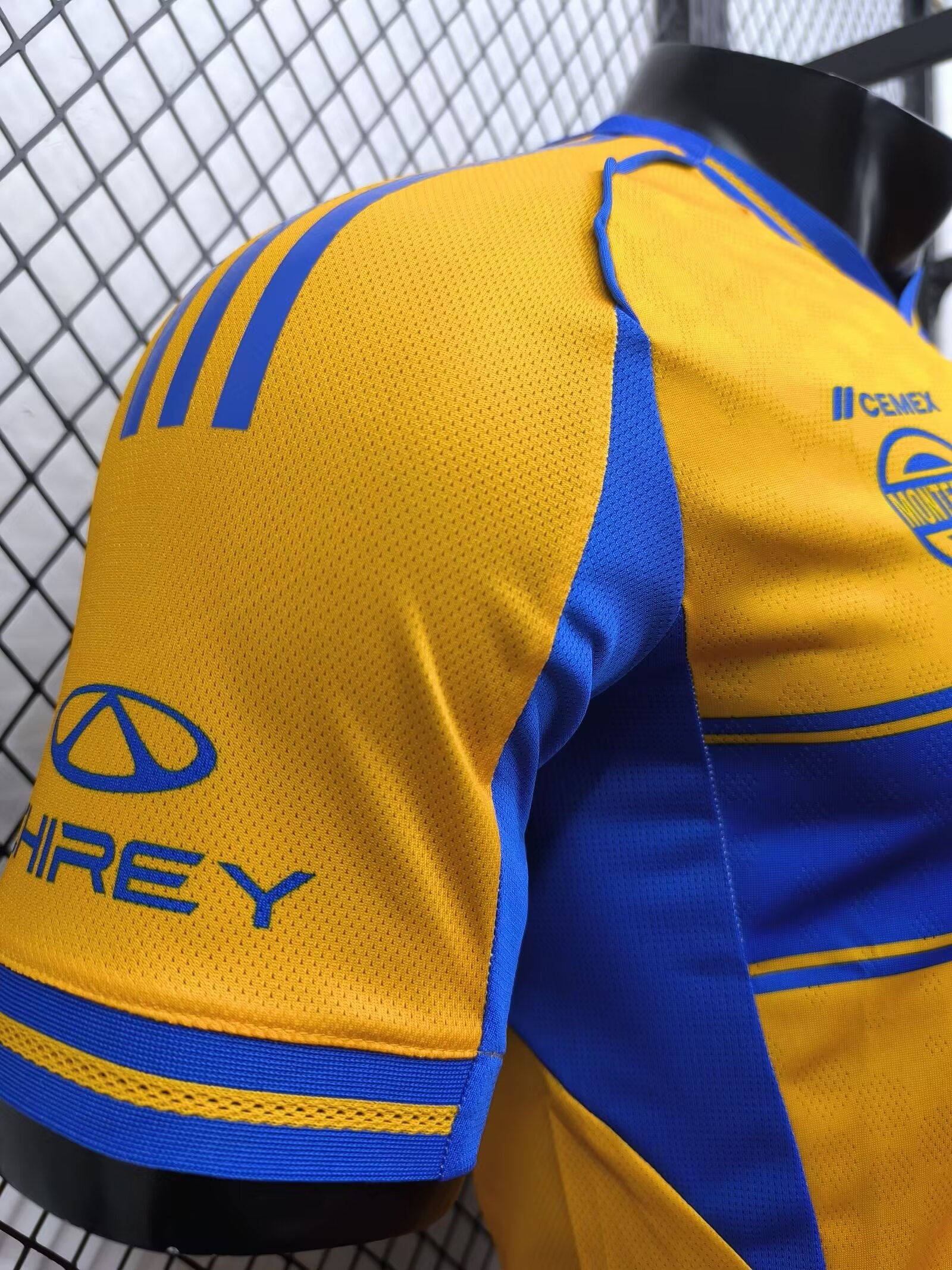 2025/2026 Player Version Tigres Home Football Jersey 1:1 Thai Quality