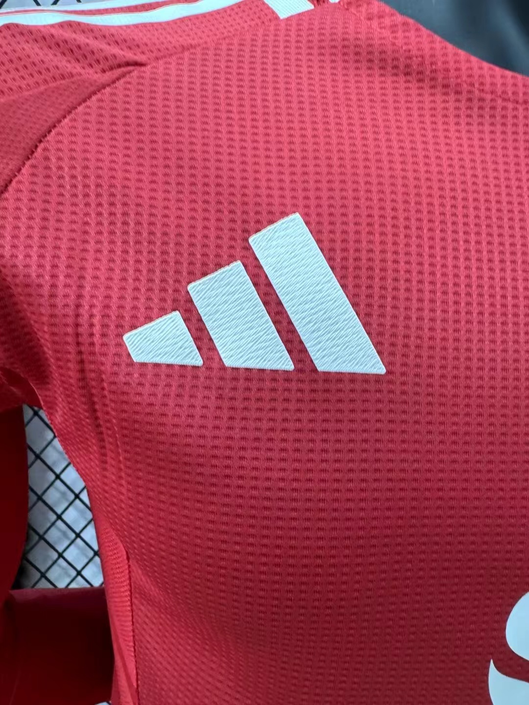 2024/2025 Player Version Manchester United Home Long Sleeve Football Shirt 1:1 Thai Quality