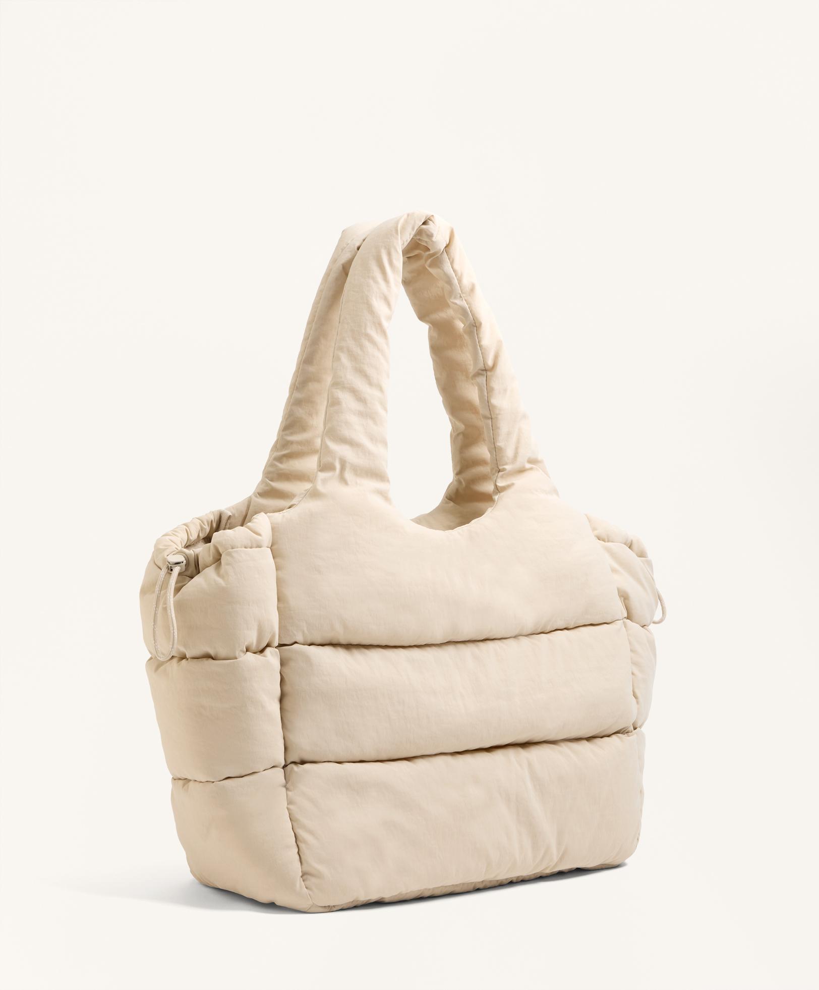 Padded shopper bag