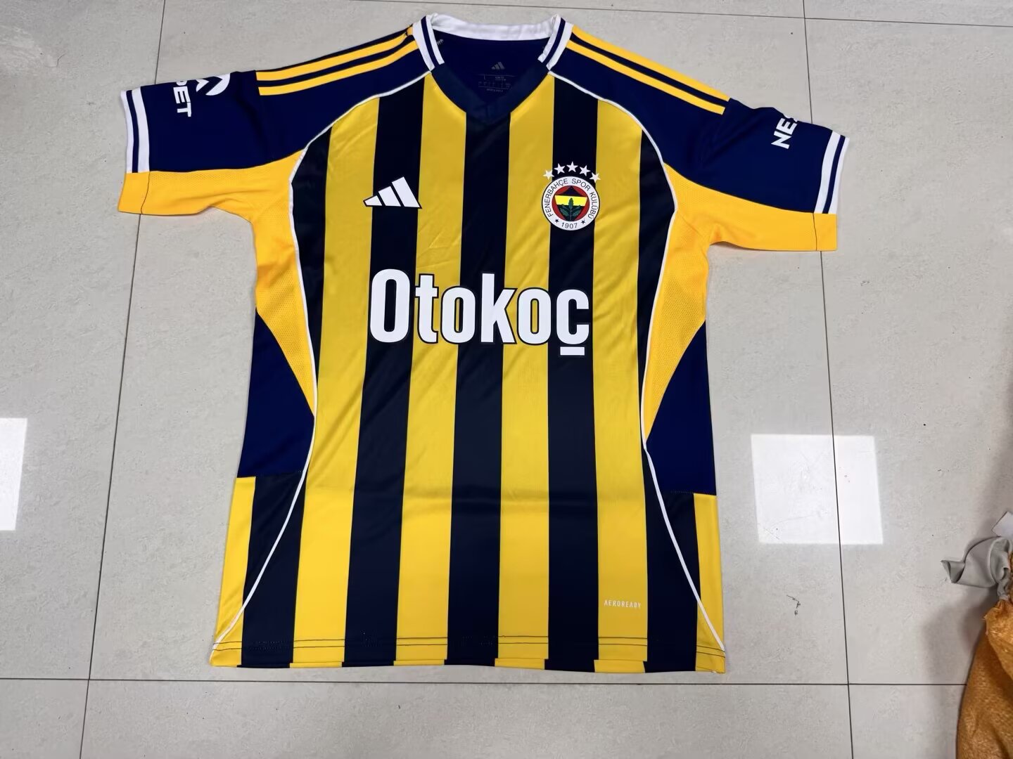 2025/2026 Fenerbahce Home Football Shirt 1:1 Thai Quality
