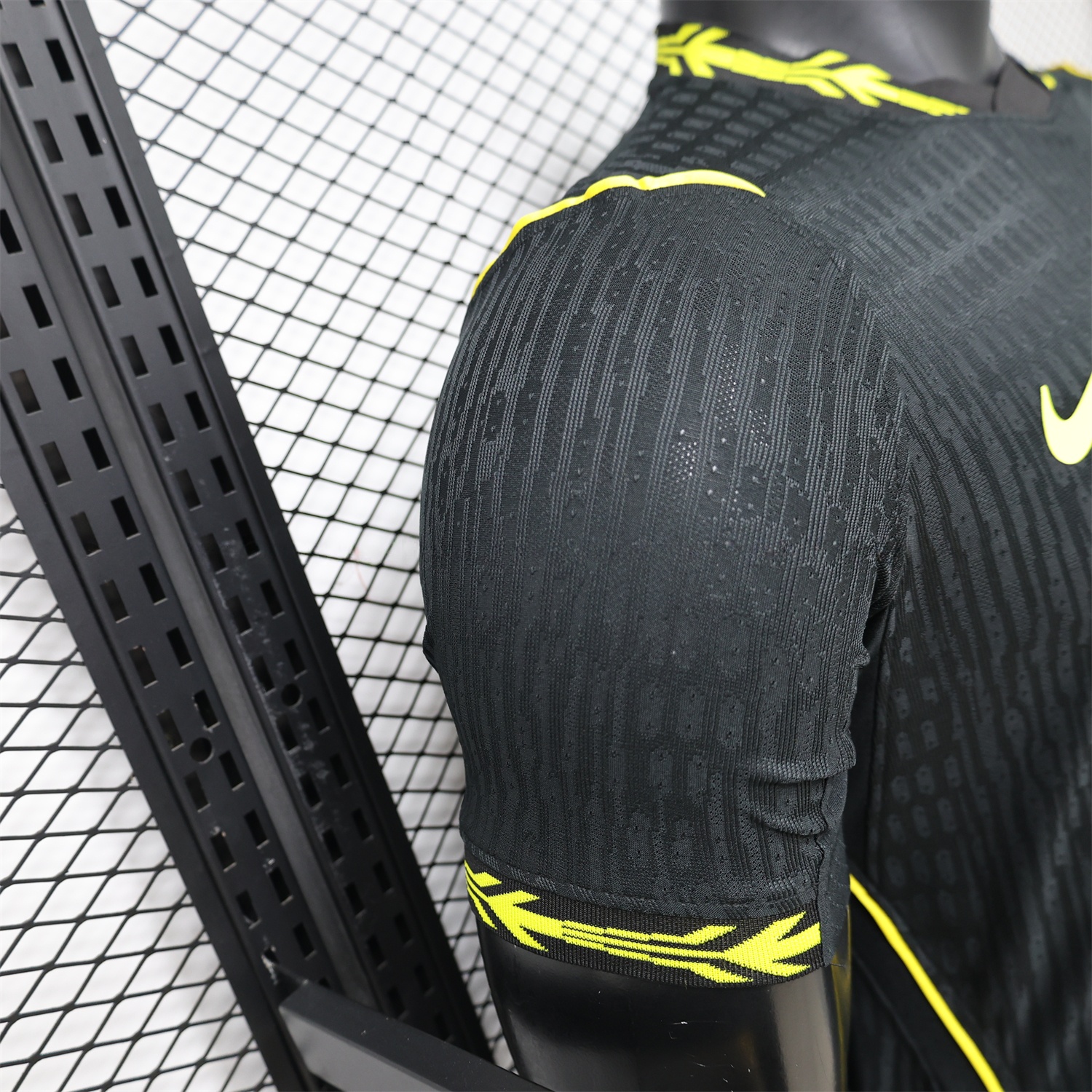 C.H.E.L.S.E.A 25-26 Black With Gold Special Jersey - Player Version - UnitedFutballJersey
