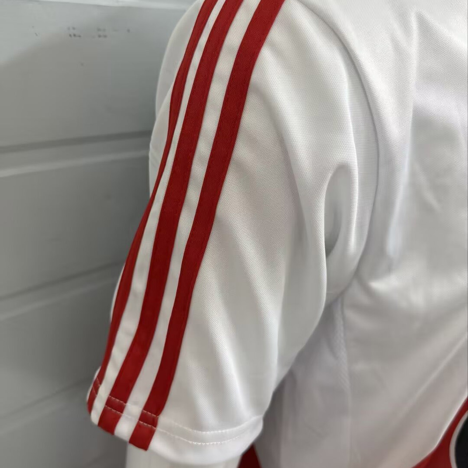 Retro River Plate 2001-02 Centenary Jersey - UnitedFutballJersey