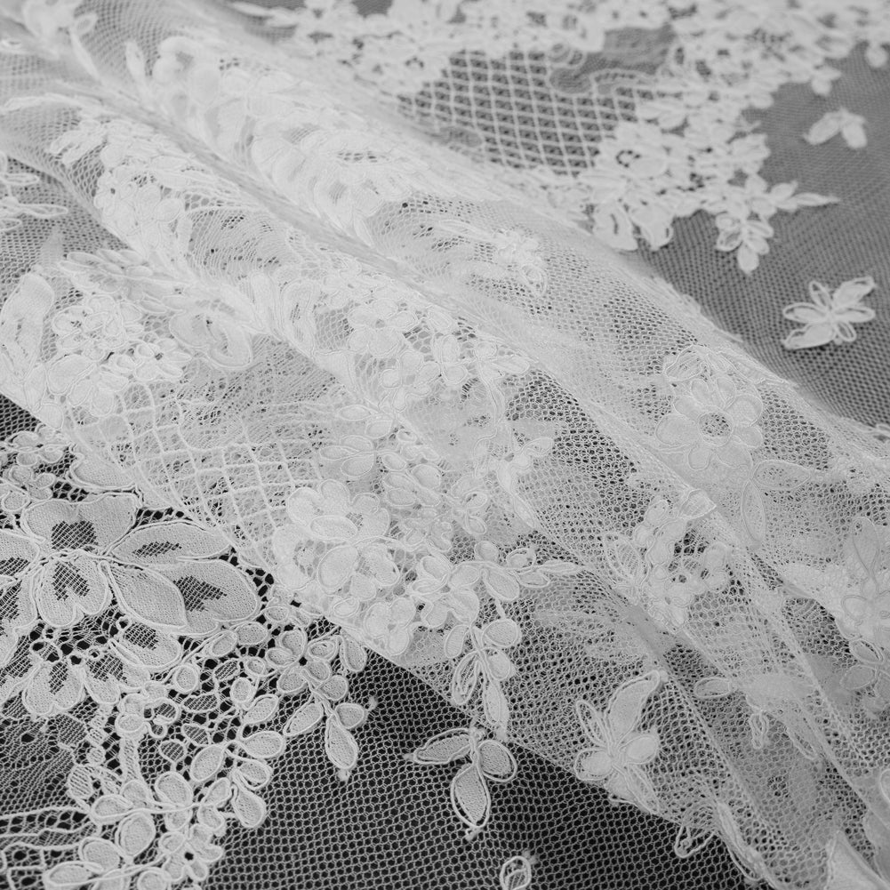Fancy Corded Lace with Scalloped Eyelash Edges - Off-White Floral Twists - Joann Fabrics