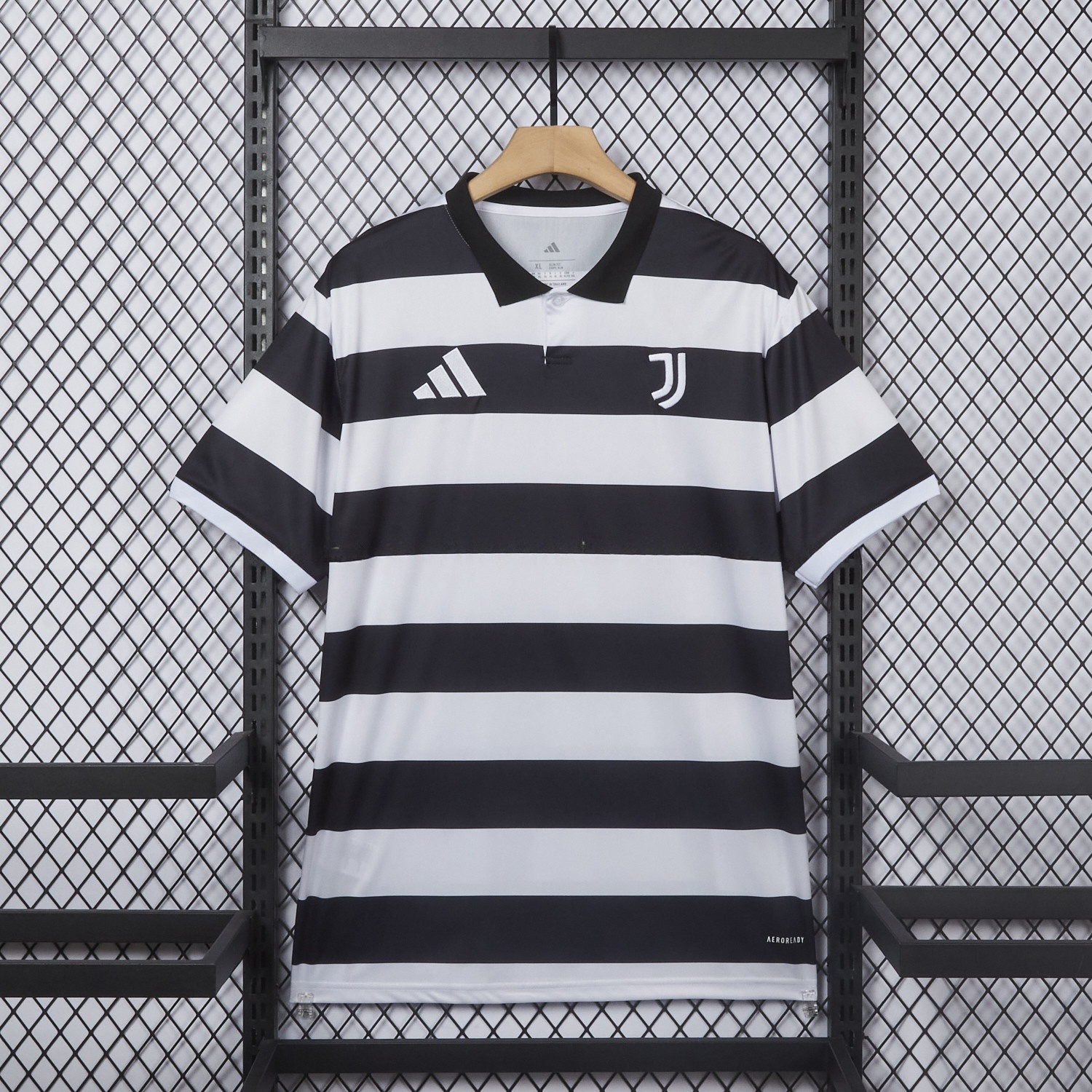 Juventus 25-26 Black and White Striped Special Jersey - Fans Version - UnitedFutballJersey