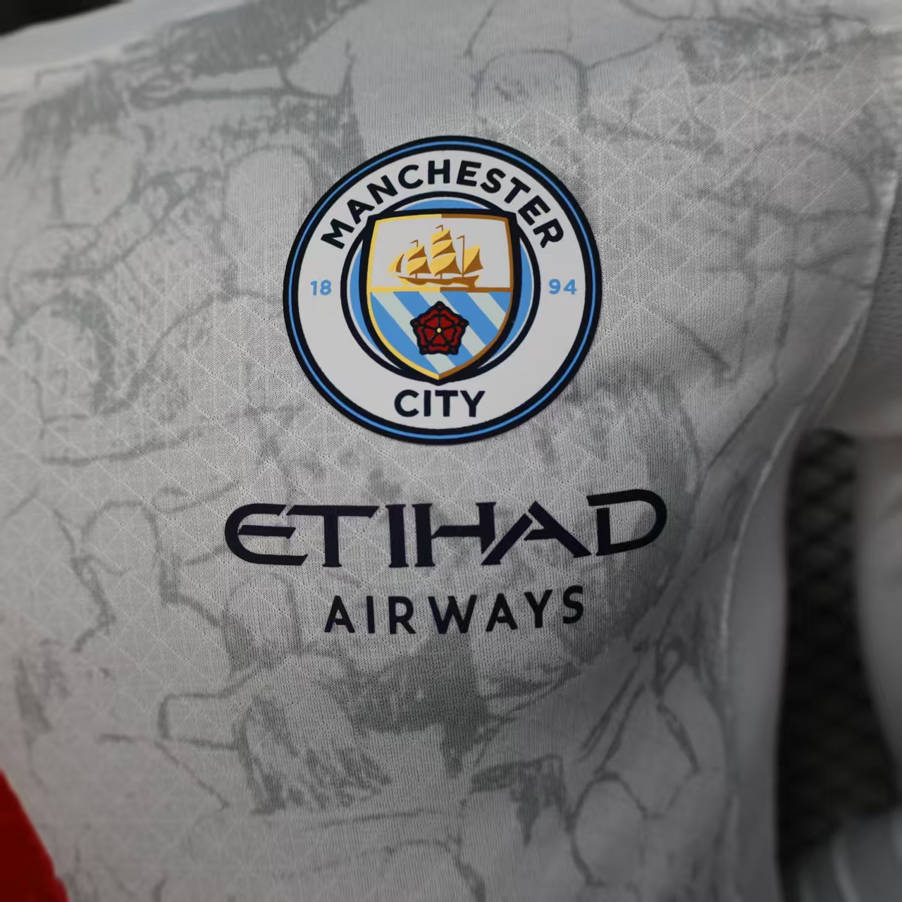 2025/2026 Long Sleeve Player Version Manchester City KidSuper Joint Edition White Football Shirt 1:1 Thai Quality