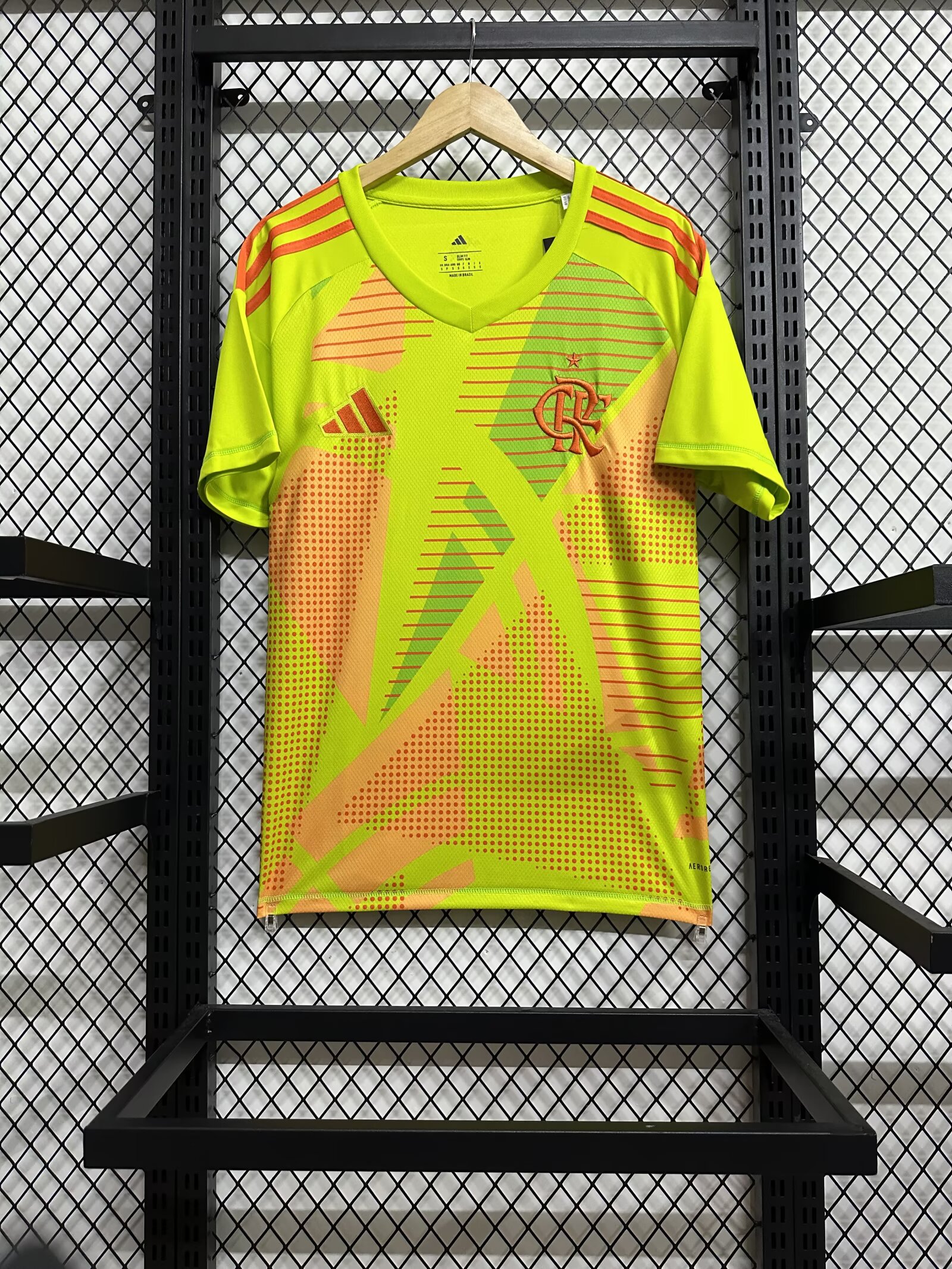 2025/2026 Flamengo Goalie 01 Football Jersey 1:1 Thai Quality