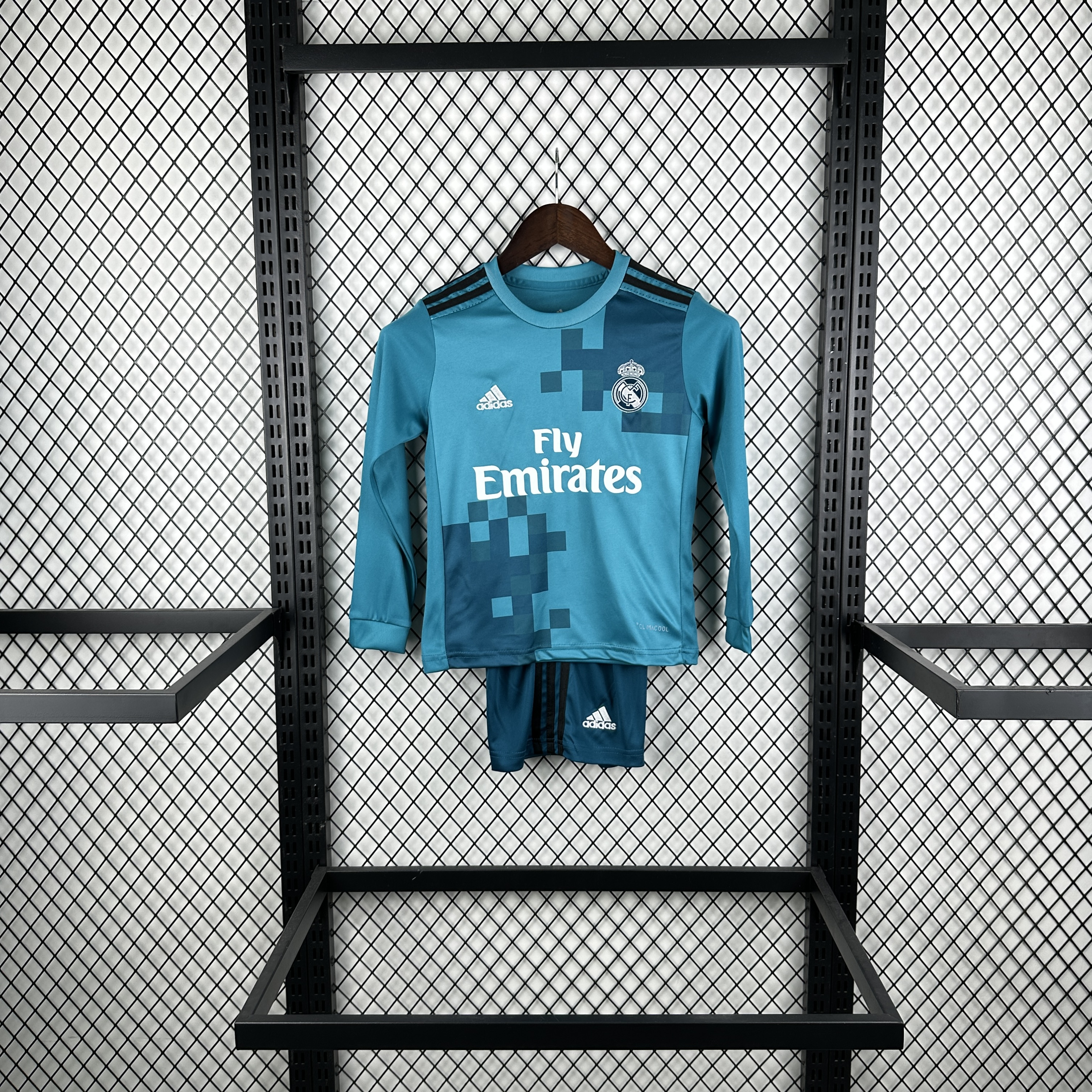 2017/2018 Retro Long Sleeve Real Madrid Third Away Football Shirt 1:1 Thai Quality Kids Size