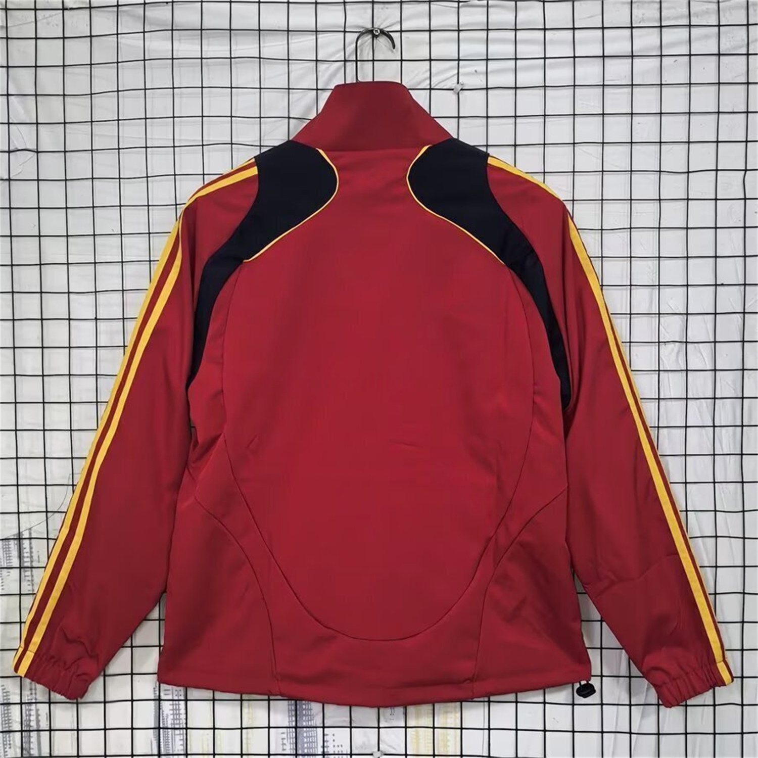 Retro Spain 2007 Red Windbreaker - UnitedFutballJersey