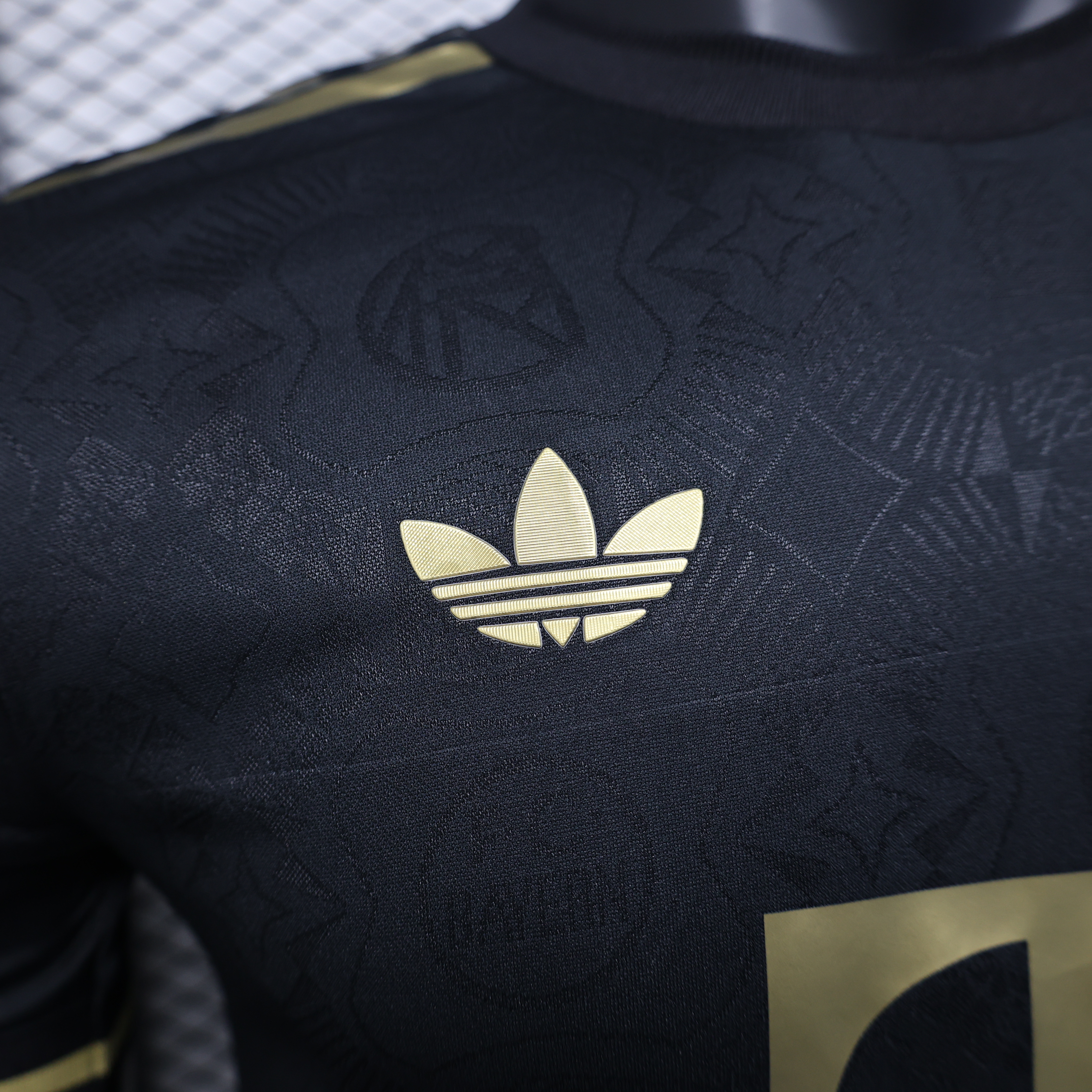 2025/2026 Player Version Bayern Munich 125th Anniversary Black Soccer Jersey 1:1 Thai Quality