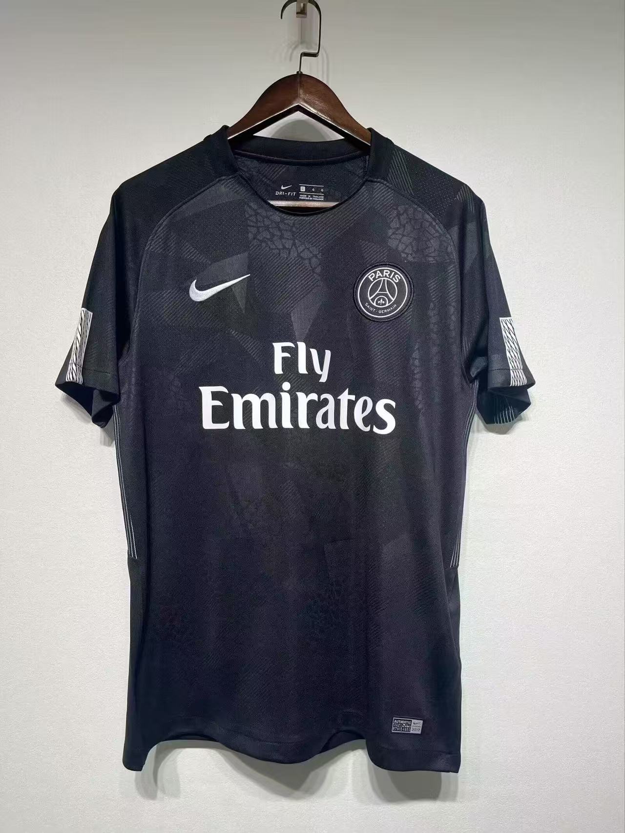 2017/2018 Retro Paris Saint-Germain Third Away