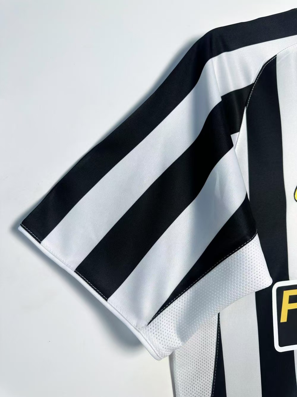 2003-2004 Retro Juventus Home Soccer Jersey 1:1 Thai Quality