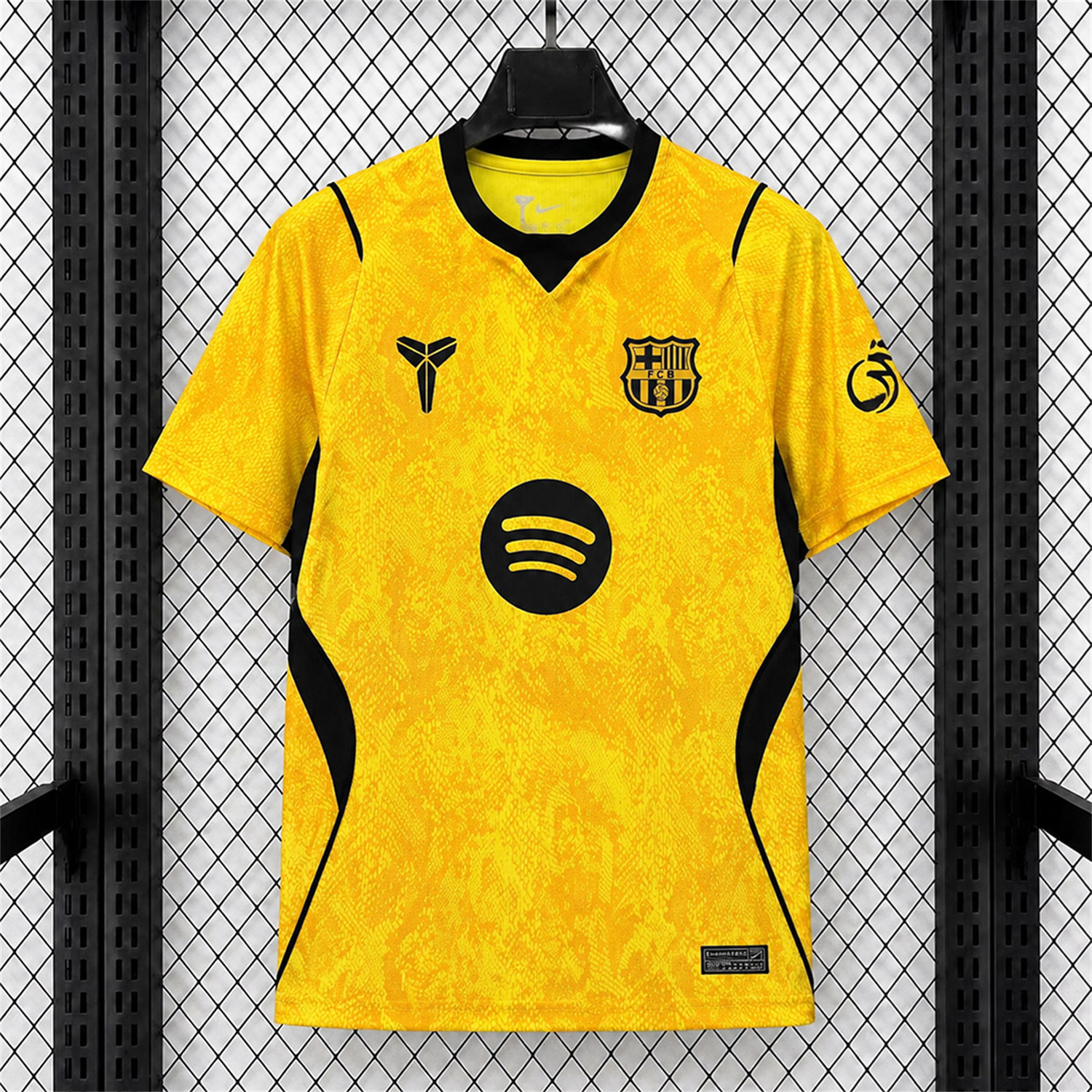 Barcelona 26-27 Yellow Goalkeeper Jersey - Fans Version - UnitedFutballJersey
