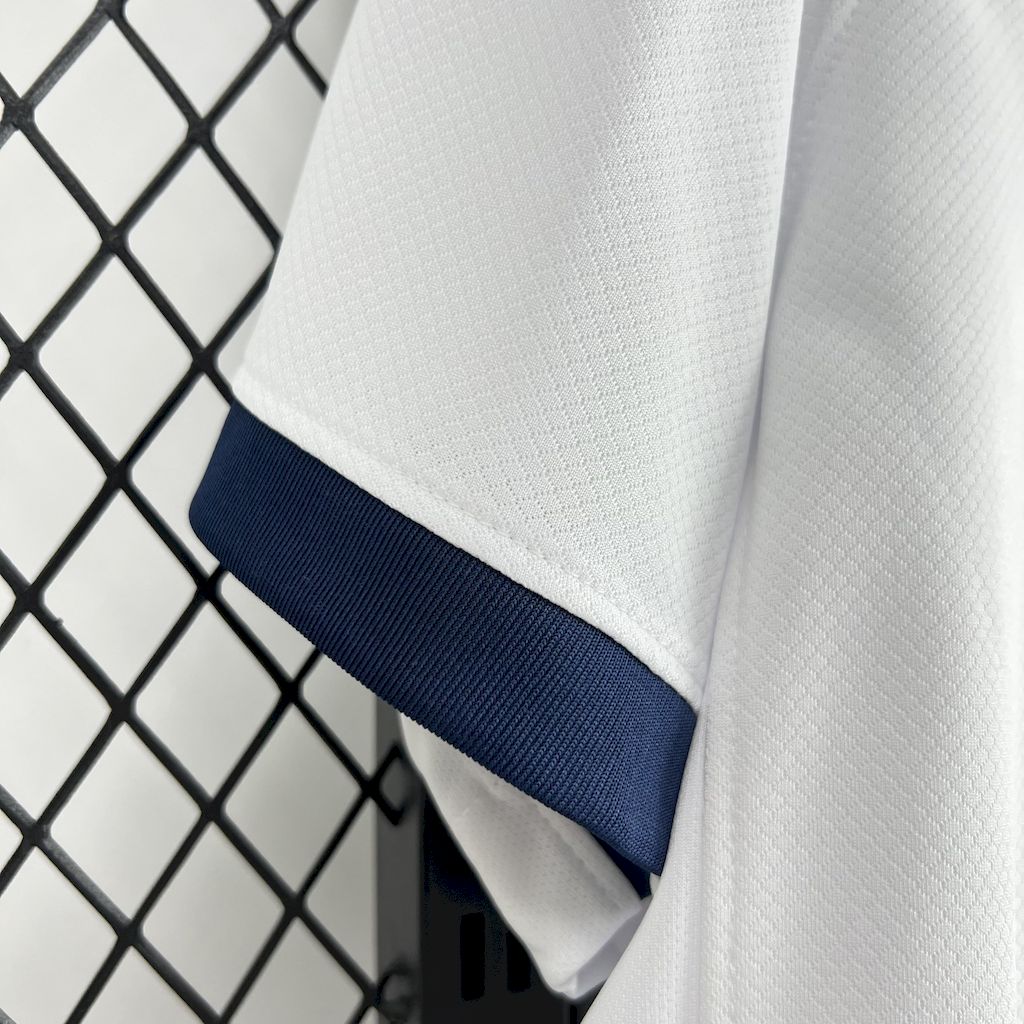 2025/2026 Barcelona Special Edition White Football Jersey 1:1 Thai Quality