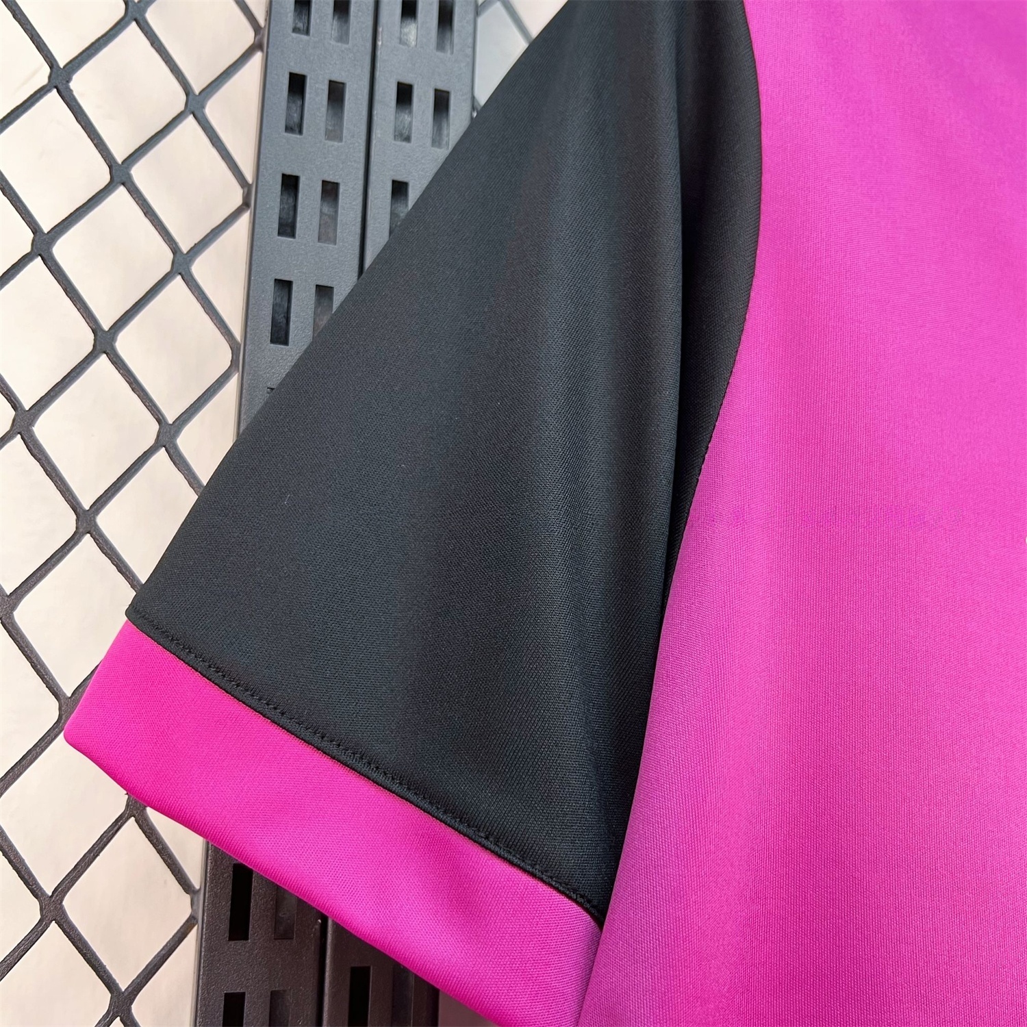 Porto 26-27 Bright Pink With Black Special Jersey - Fans Version - UnitedFutballJersey