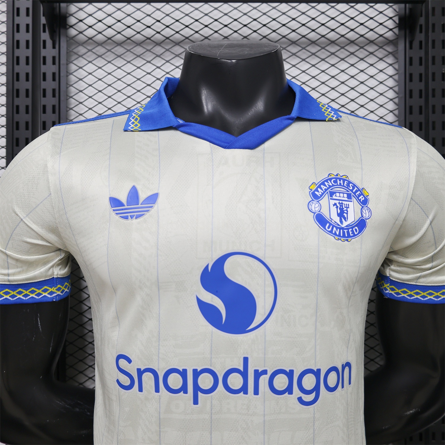 Manchester United 26-27 Terrace Icon Retro Casual Style Light Color Polo Jersey - Player Version - UnitedFutballJersey
