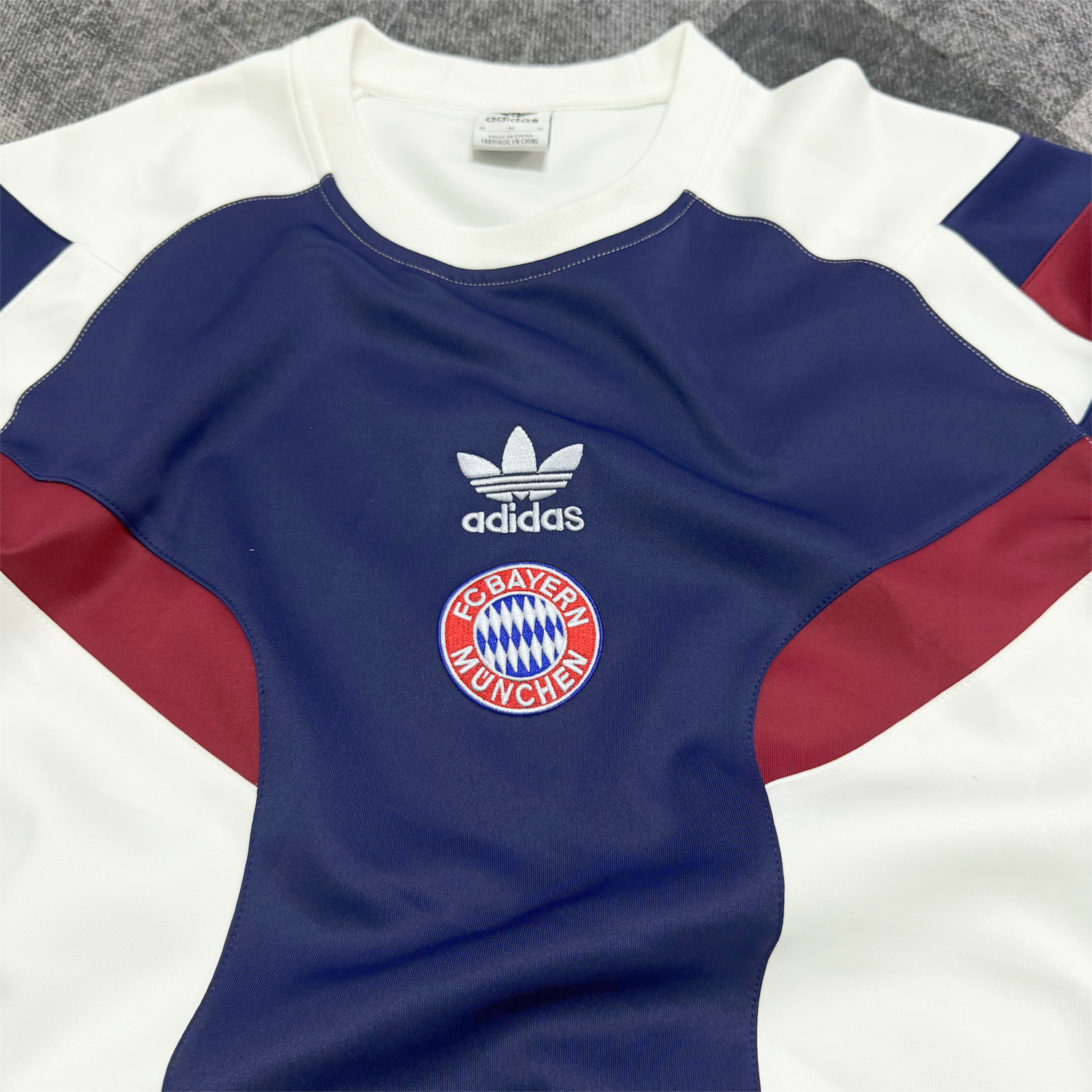 Bayern Munich 26-27 White And Blue Retro Style Special Jersey - Fans Version - UnitedFutballJersey