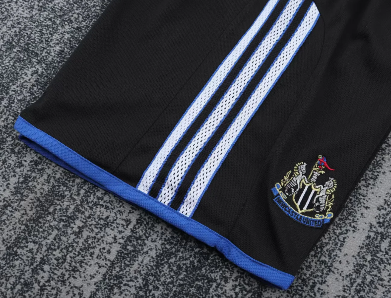 1999/2000 Retro Newcastle United Home Football Jersey 1:1 Thai Quality