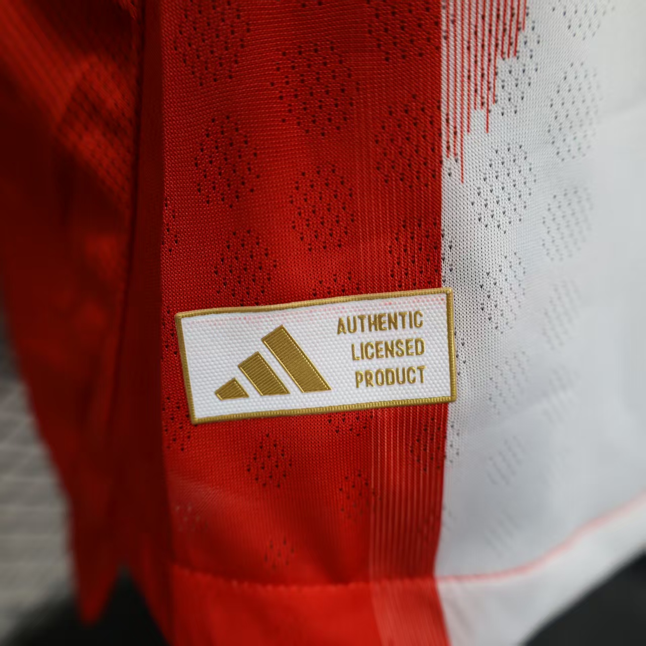 2025-2026 Long Sleeves Player Version Bayern Munich Home Football Shirt 1:1 Thai Quality