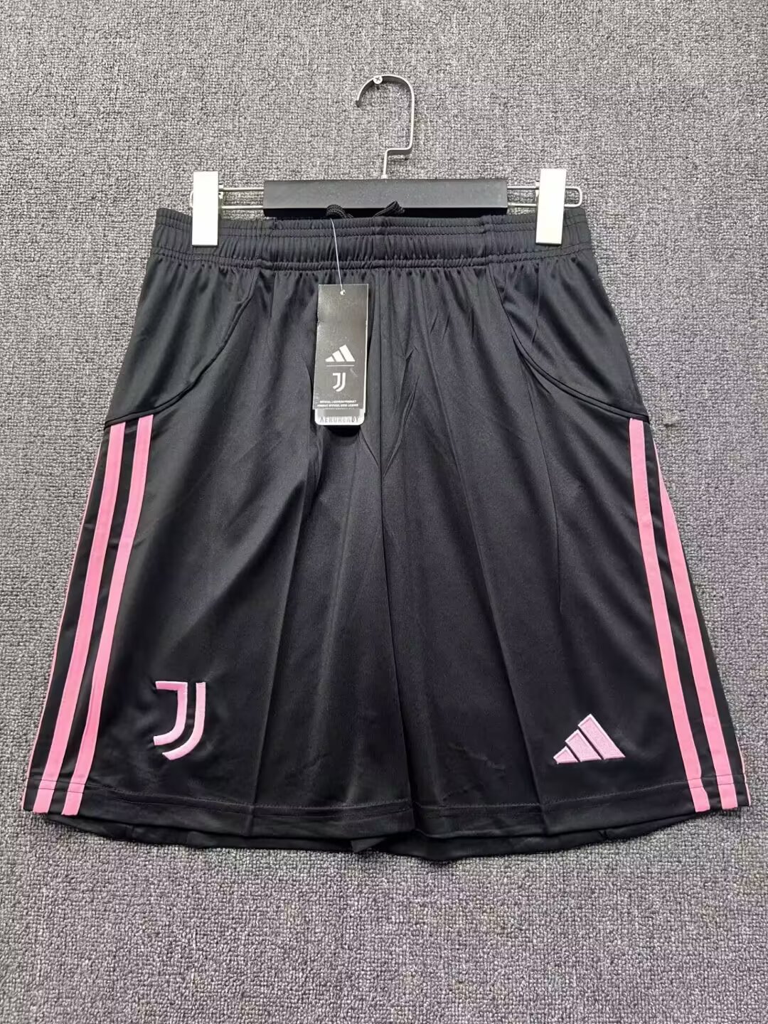 2025/2026 Juventus Home Shorts 1:1 Thai Quality