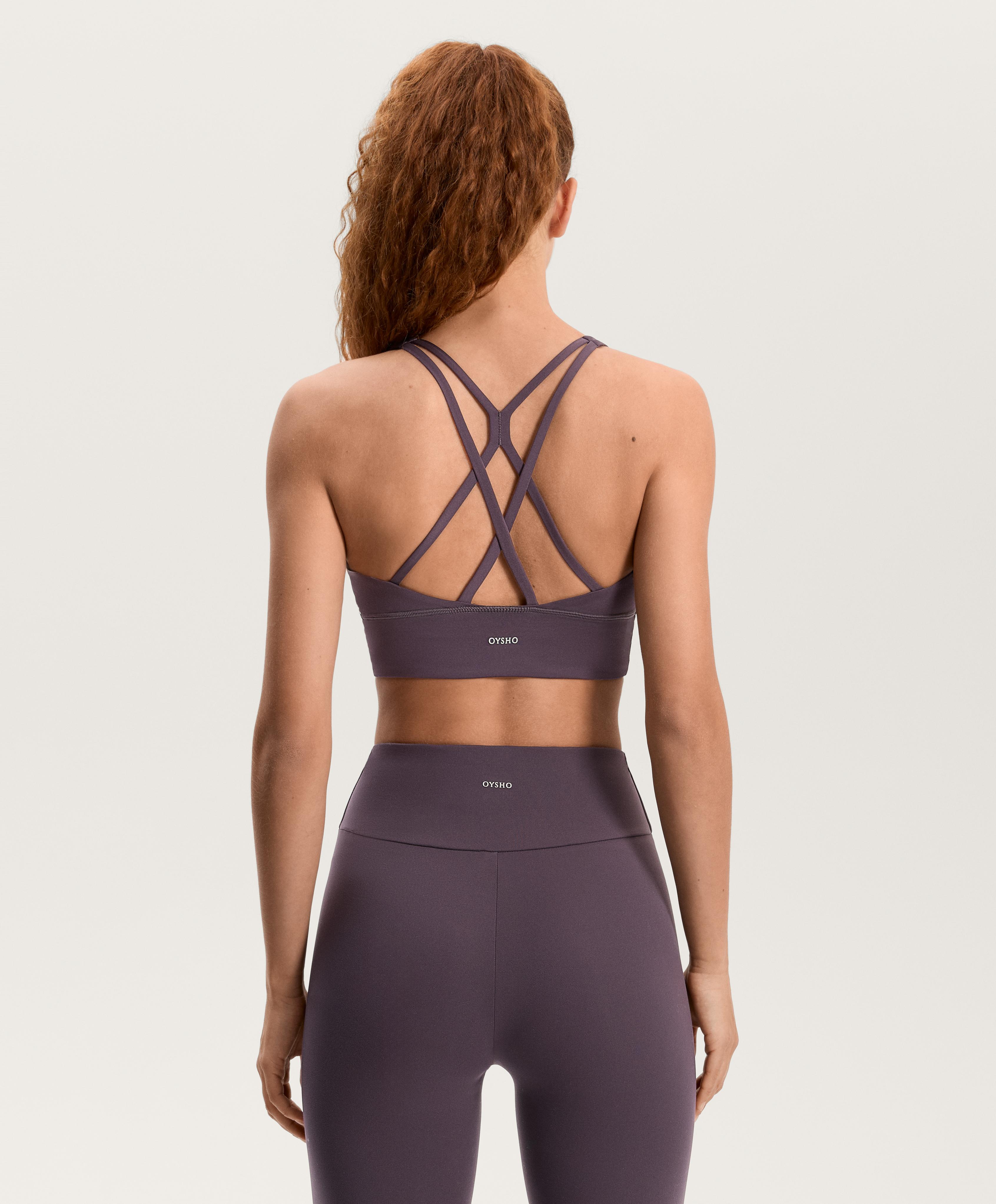Comfortlux medium support sports bra with cups