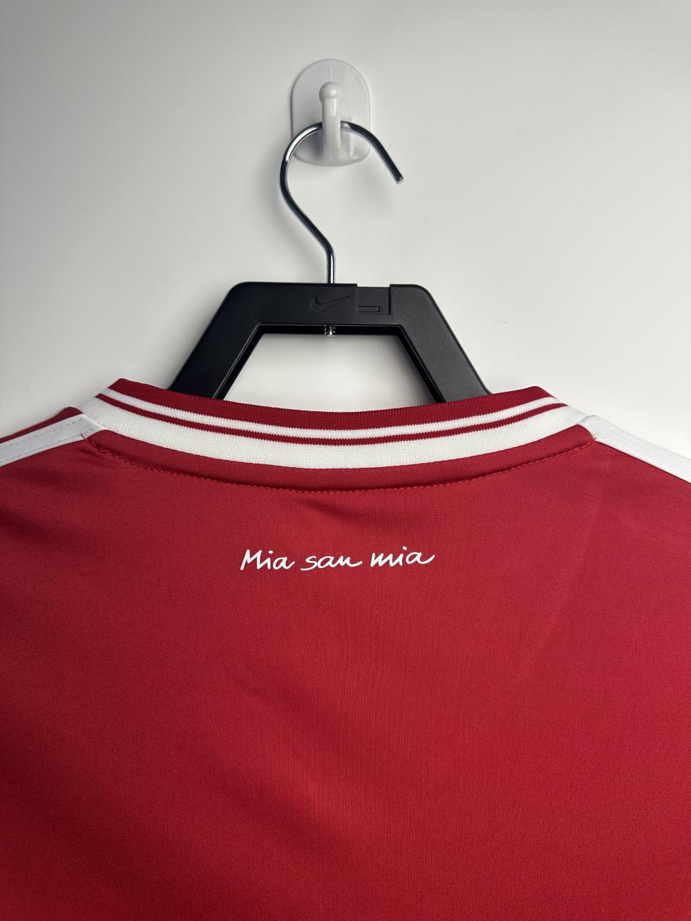 2013/2014 Retro Bayern Munich Home Football Jersey 1:1 Thai Quality