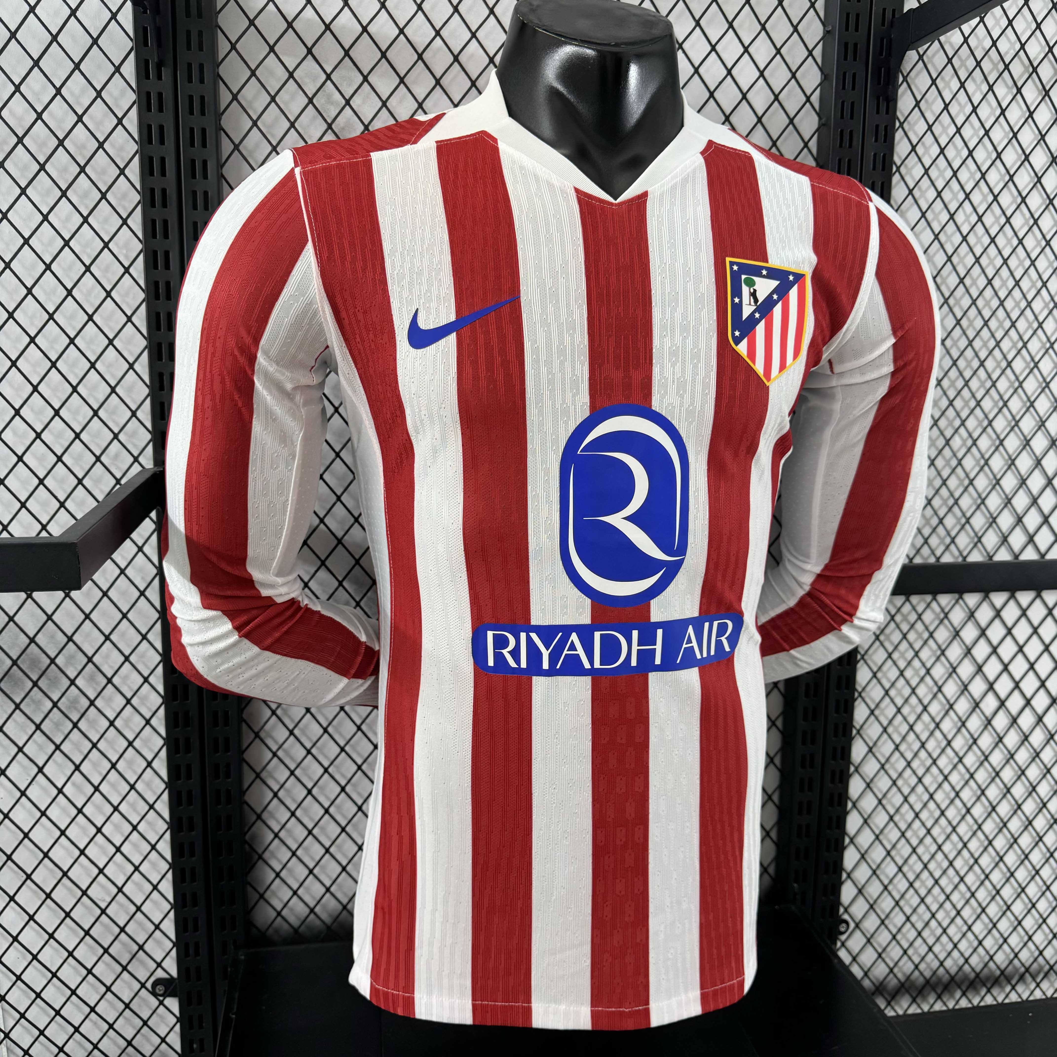 2025/2026 Player Version Atletico Madrid Home Long Sleeve 1:1 Thai Quality