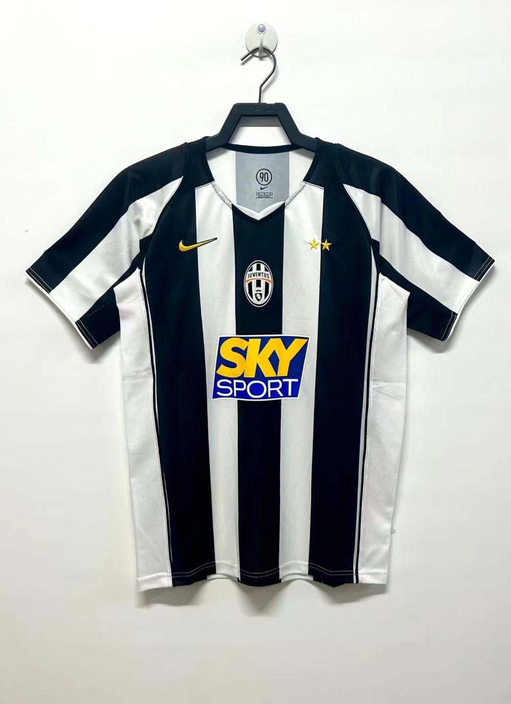 2004/2005 Retro Juventus Home Soccer Jersey 1:1 Thai Quality